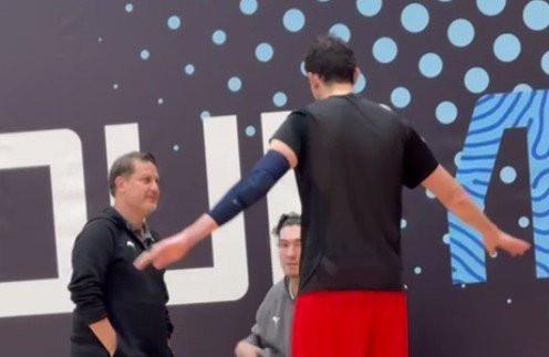 Βίντεο του Athletiko από την προπόνηση της Τουρκίας: Εκτός ο Οσμάν, τον... καλύπτουν οι συμπαίκτες του