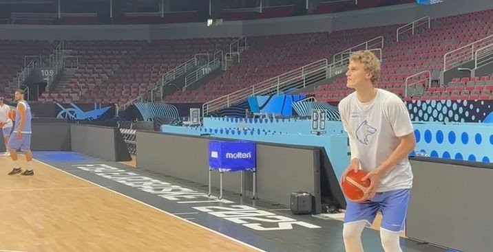 Ο Μάρκανεν... ζεσταίνεται για την Ελλάδα ευστοχώντας σε 11 σερί τρίποντα (video)