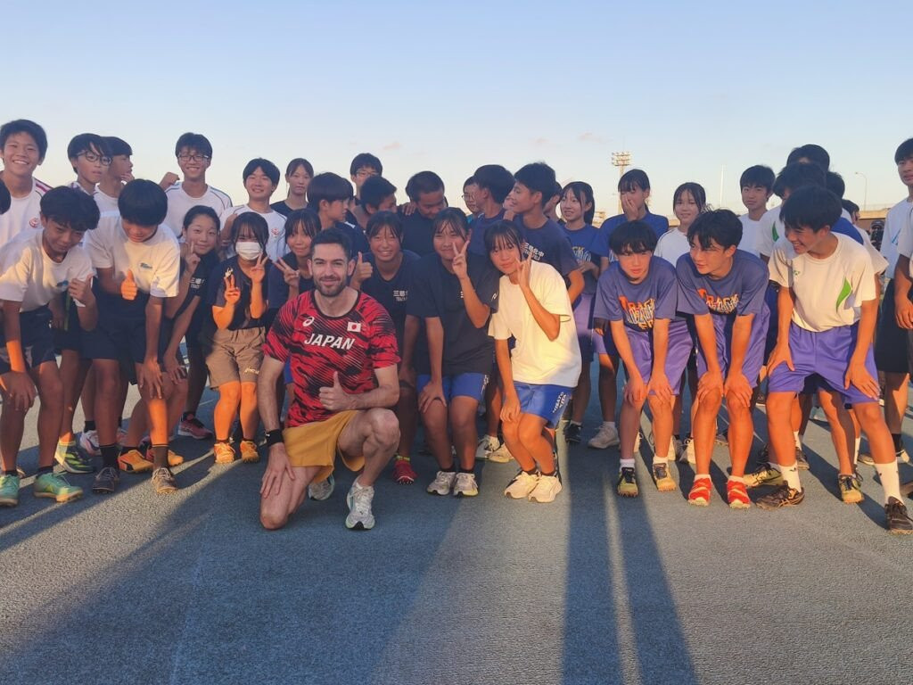 Λατρεία Τεντόγλου από τους Ιάπωνες πριν το Παγκόσμιο στίβου του Τόκιο!