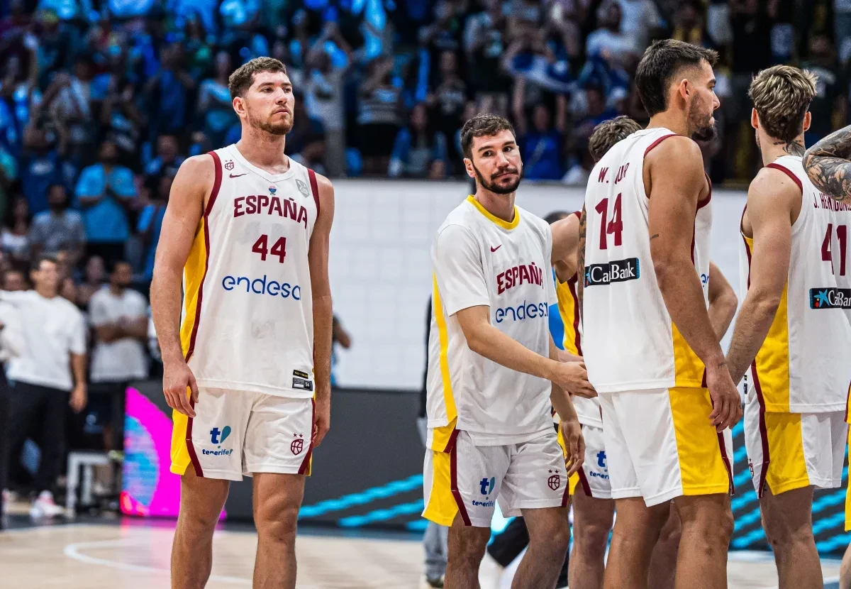 Η σκληρή κριτική των ισπανικών μέσων μετά τον αποκλεισμό από την Ελλάδα: «Εδώ κείτεται η Ισπανία»