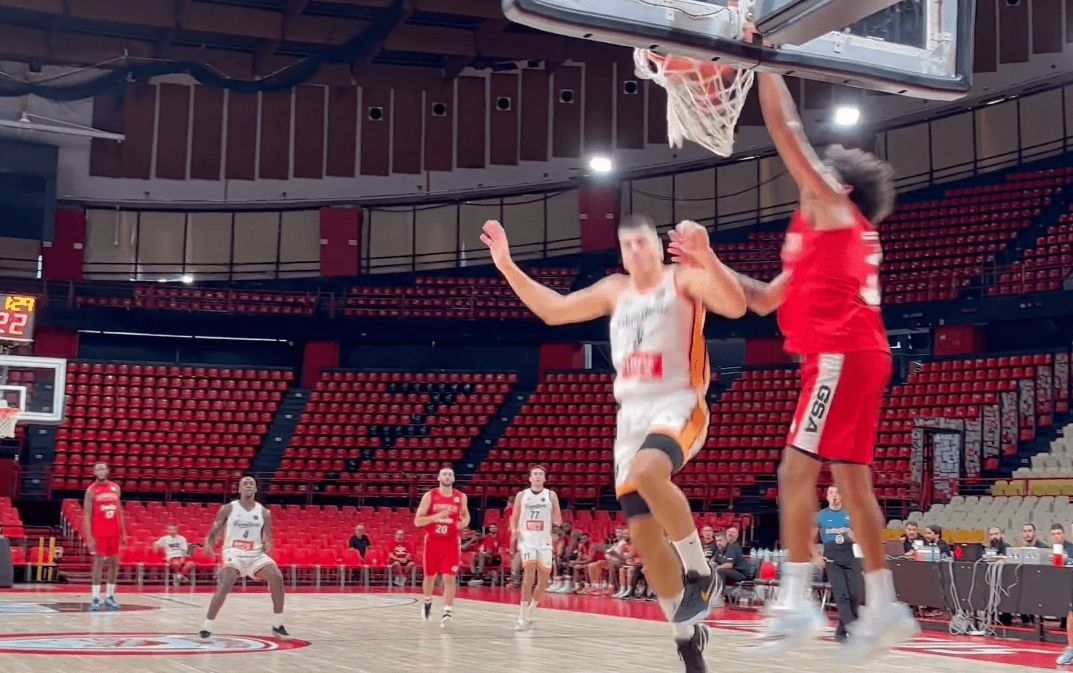 Η «πτήση» του Γουόρντ εναντίον του Προμηθέα (video)