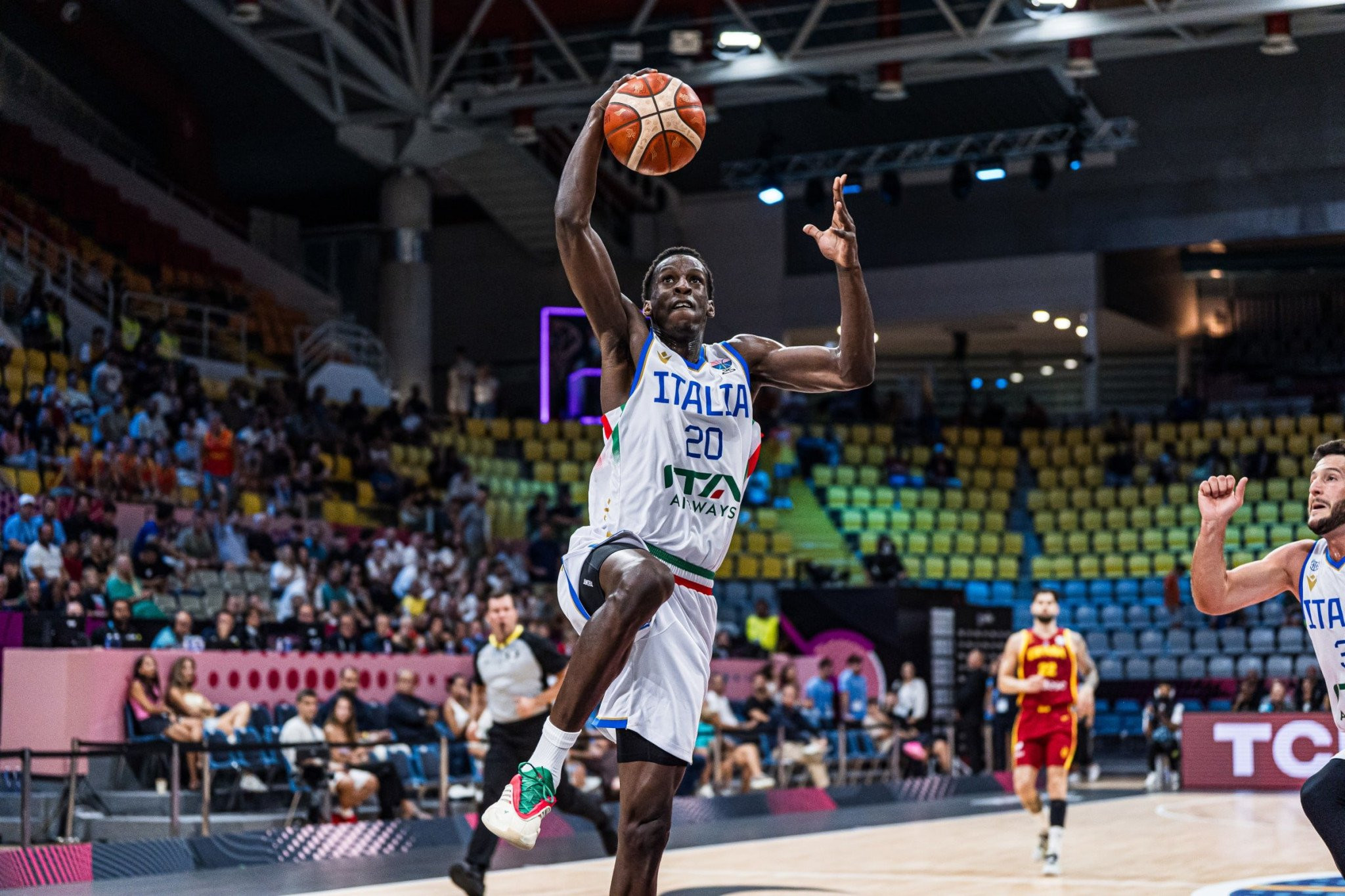 Ο Σαλιού Νιάνγκ στο Athletiko: «Δεν περίμενα την ήττα της Ελλάδας, χαίρομαι που με παρακολουθούν οι Καβαλίερς»