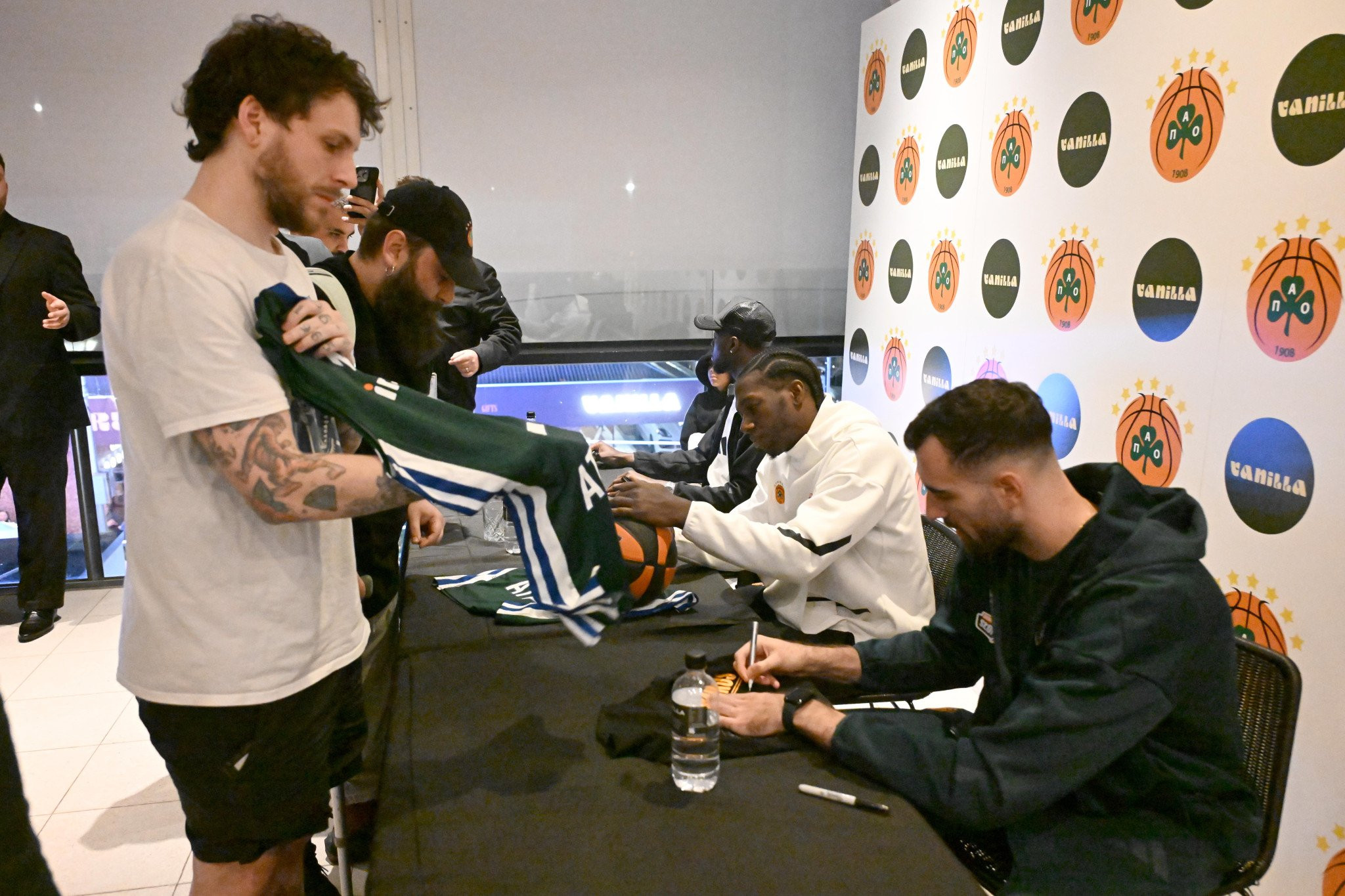 Οι πρώτες φωτογραφίες από την άφιξη του Παναθηναϊκού και την εκδήλωση στη Μελβούρνη (photos)