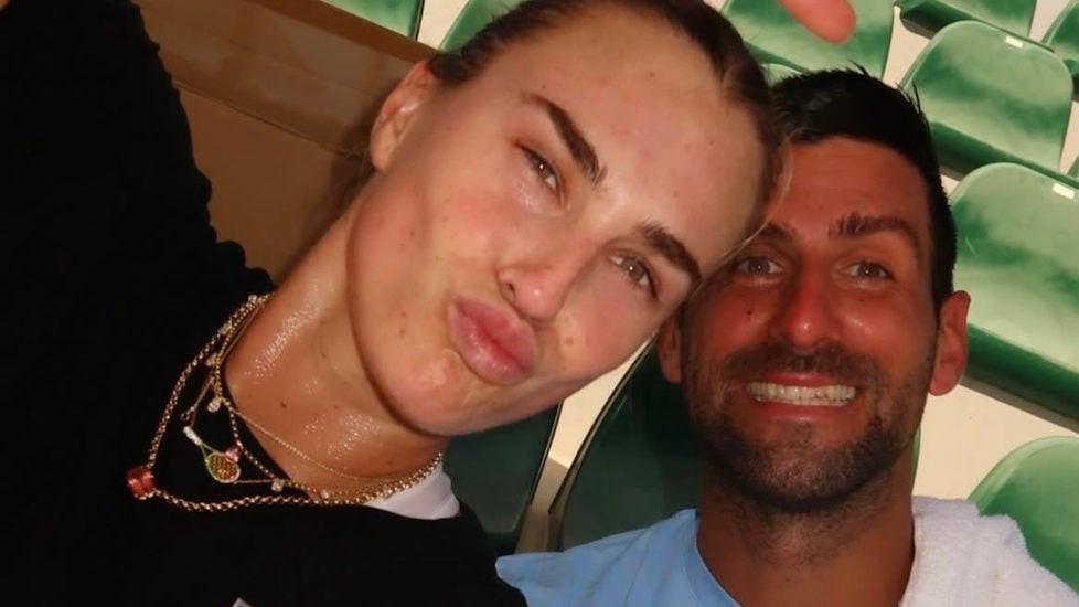 «Είμαστε εμμονικοί μαζί σου» - Η Σαμπαλένκα το έκανε ξανά προκαλώντας αποθεωτικά σχόλια για την εμφάνισή της (photos)