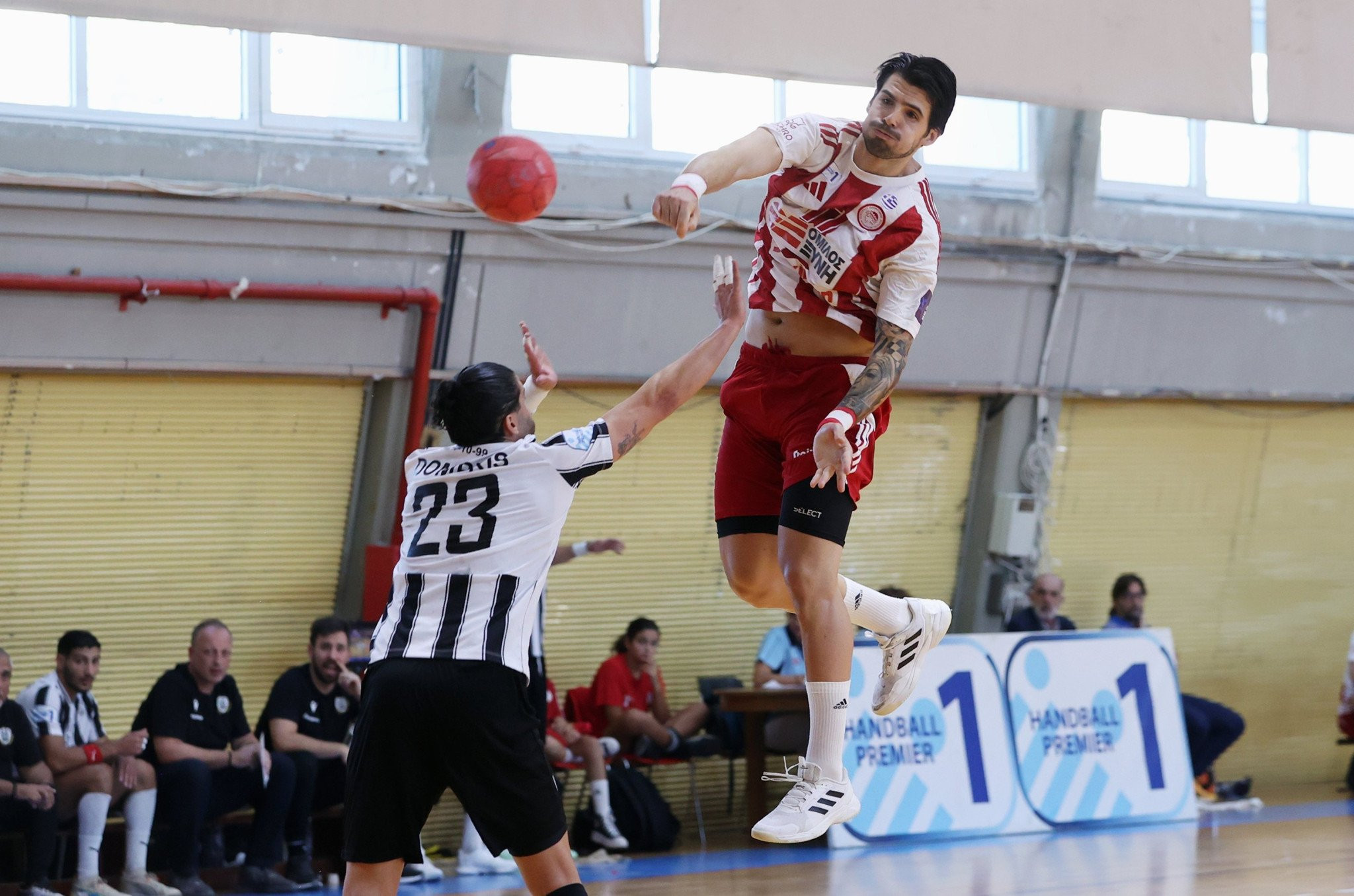 Ο Ολυμπιακός έκανε πρεμιέρα στο πρωτάθλημα με νίκη και +12 κόντρα στον ΠΑΟΚ