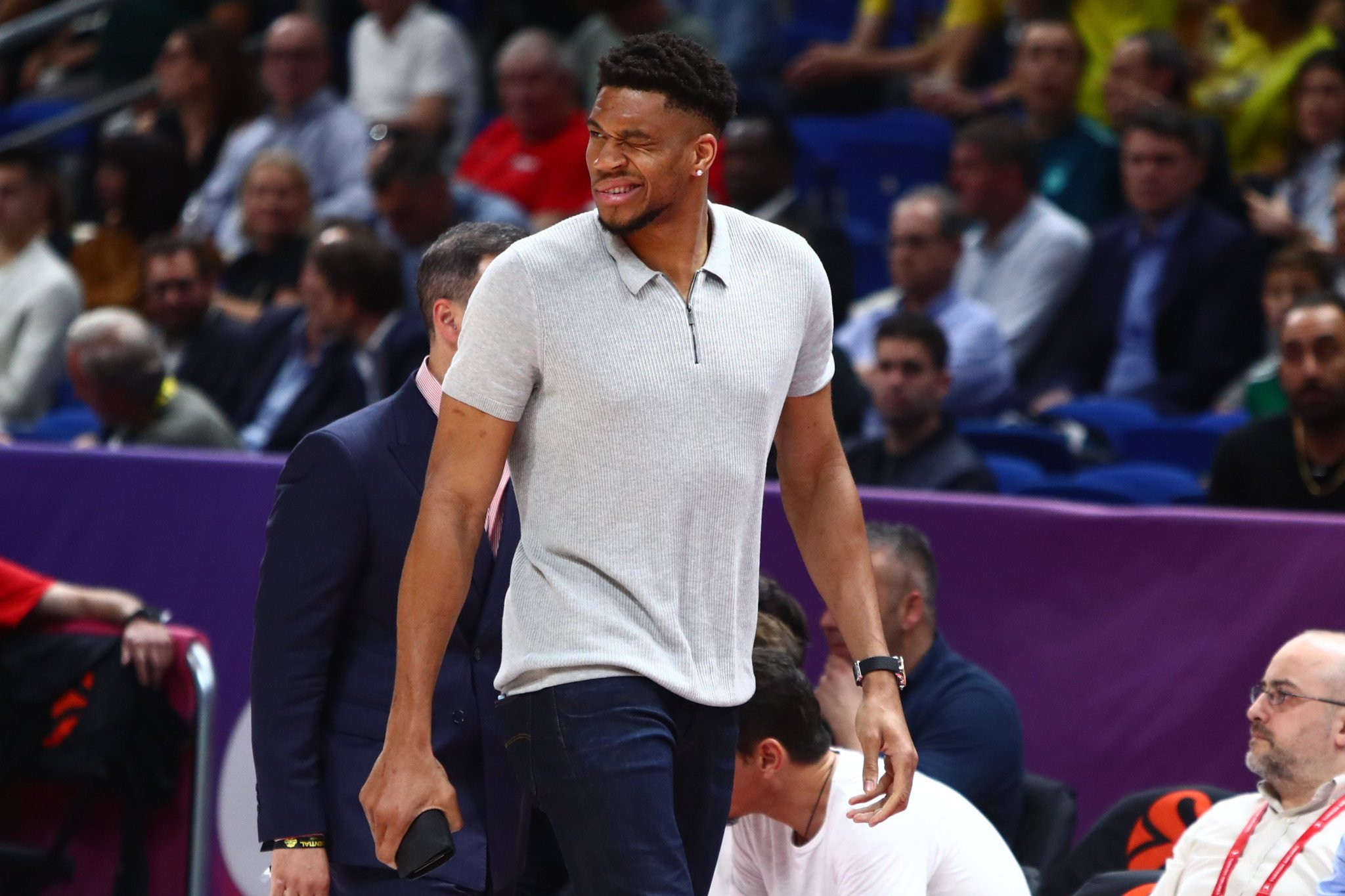 Ο Γιάννης Αντετοκούνμπο στο Περιστέρι για το τουρνουά «Νίκος Φάσουρας»