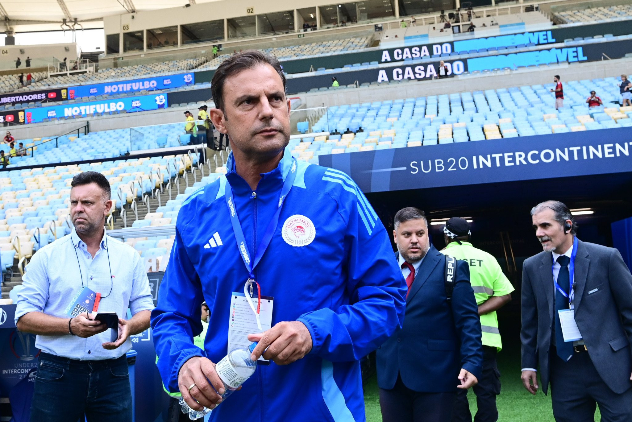 Που θα δείτε την μάχη Μουρίνιο με Συλαϊδόπουλο απόψε στο Μπενφίκα-Ρίο Άβε