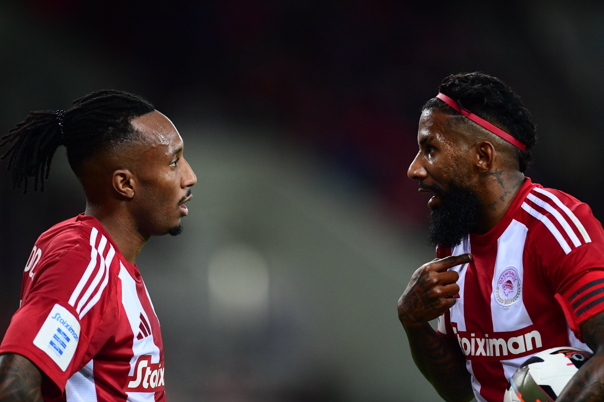 Περιμένει και από Ροντινέι και από Μαρτίνς