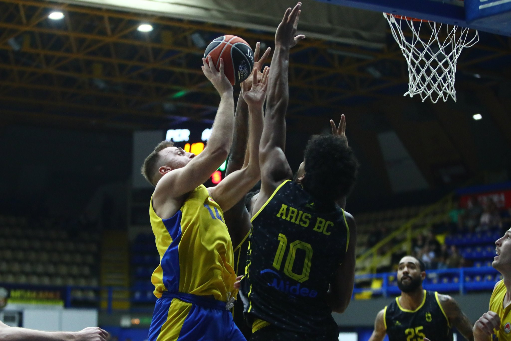 Ο Άρης κέρδισε το Περιστέρι στο μεταξύ τους φιλικό προετοιμασίας