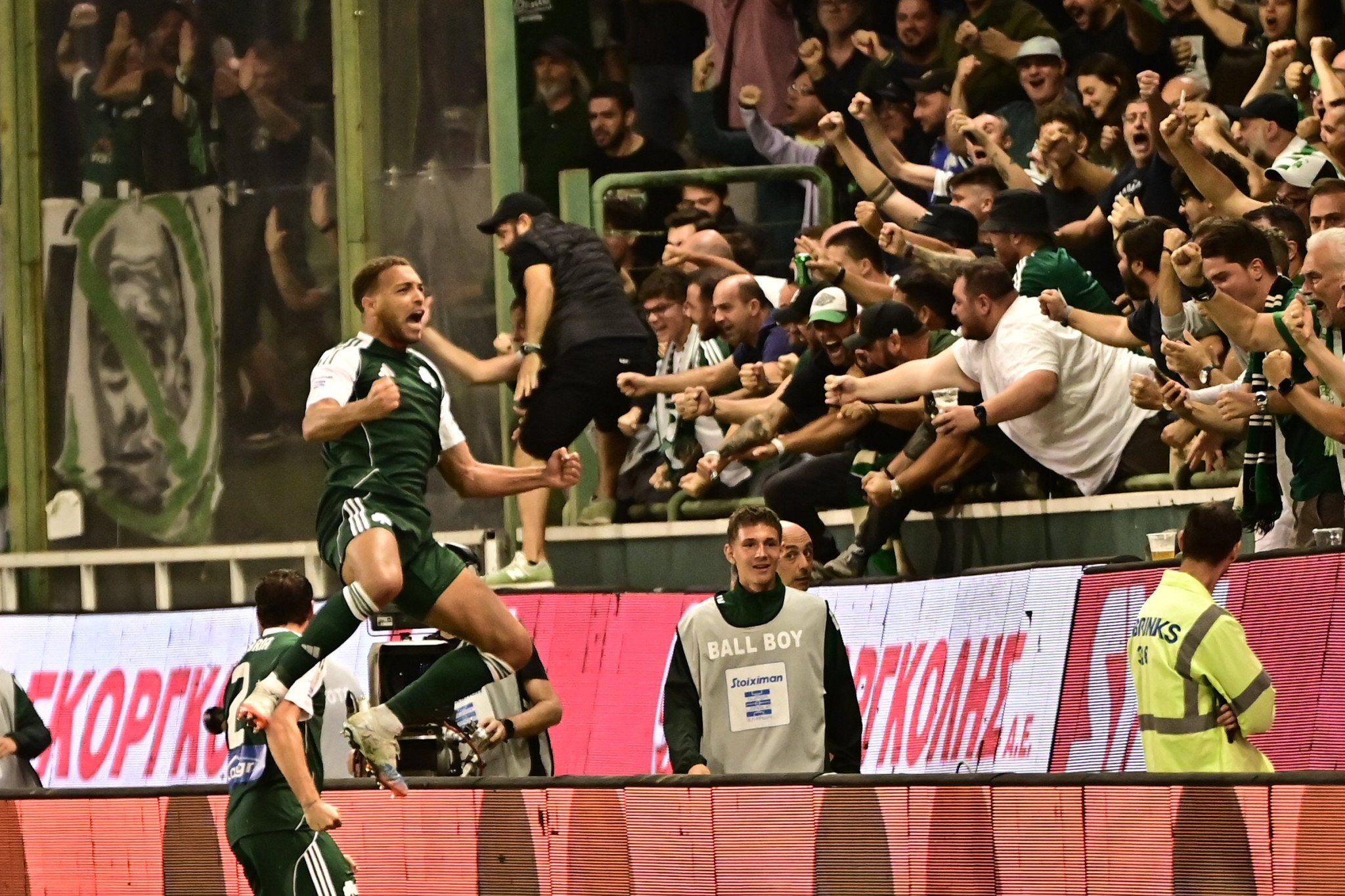 Το γκολ του Ντέσερς που άνοιξε το σκορ για τον Παναθηναϊκό (video)