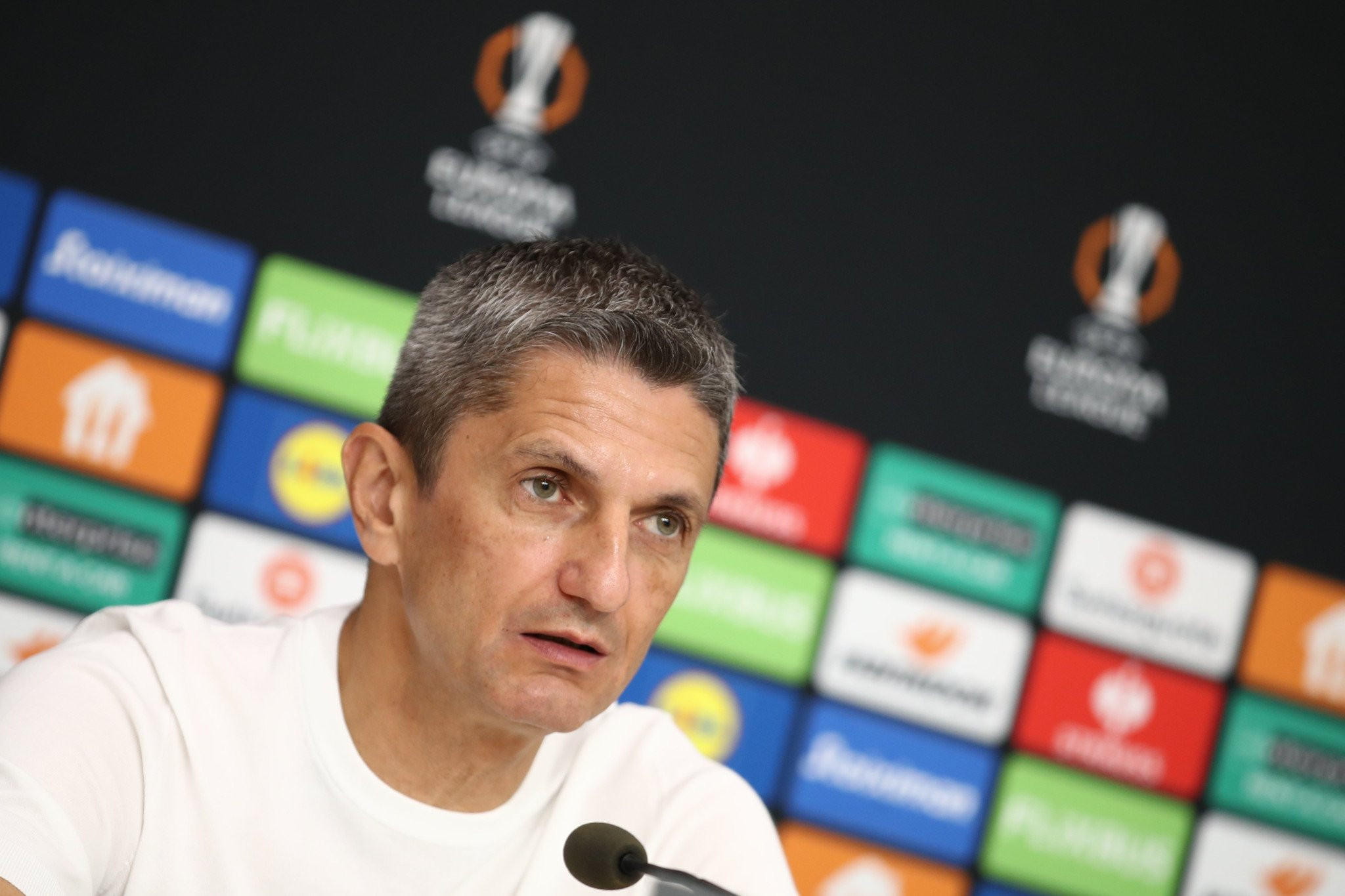 Live Streaming: Η συνέντευξη Τύπου των Λουτσέσκου και Μπάμπα ενόψει Μακάμπι Τελ Αβίβ (video)