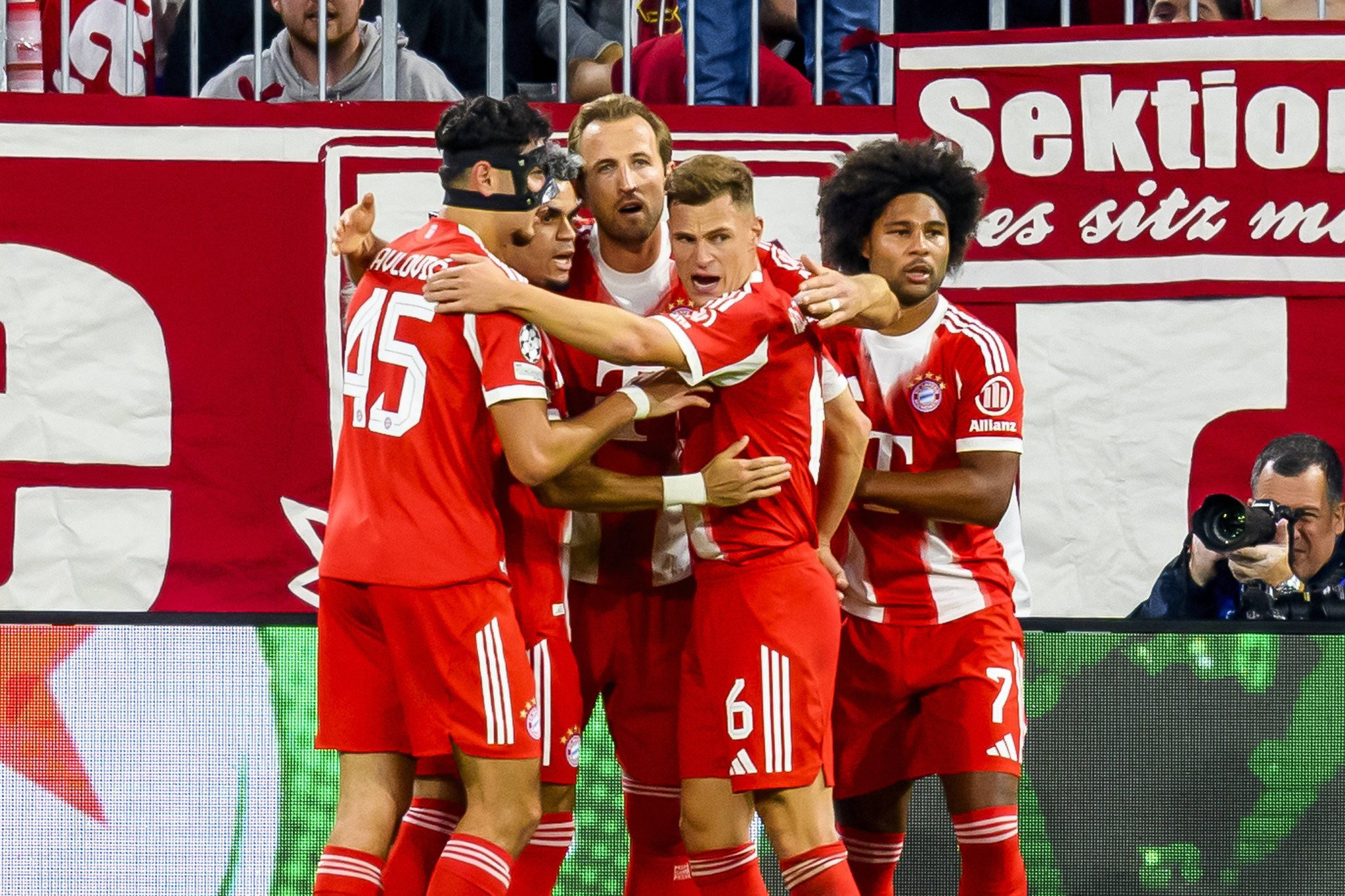 Πού θα δείτε την Μπάγερν Μονάχου, τη Λέστερ και την Τζιρόνα του Ουναΐ