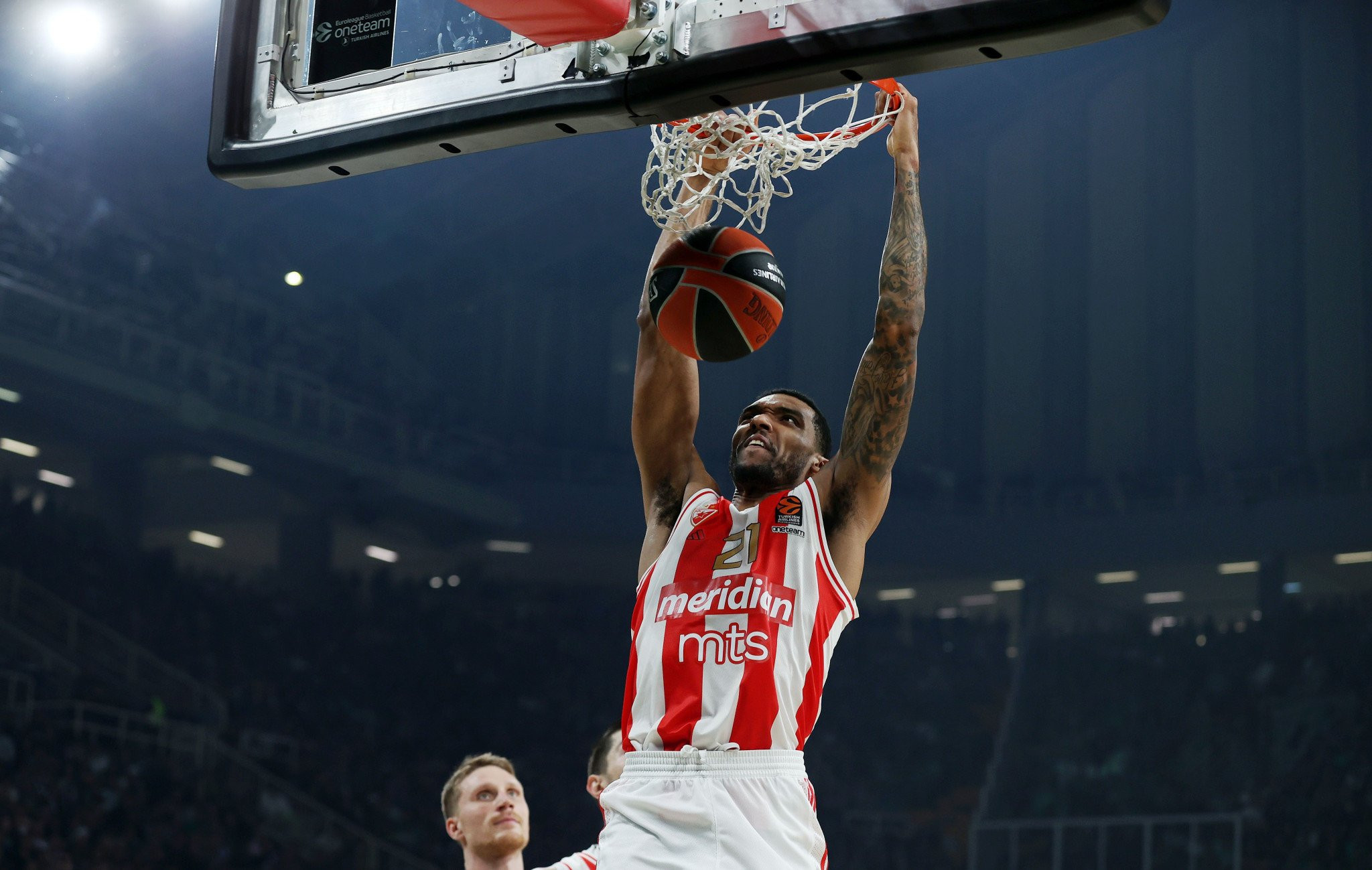 Ο Ερυθρός Αστέρας παρουσίασε την ομάδα της νέας σεζόν χωρίς τον Μπολομπόι - Ο λόγος της απουσίας του