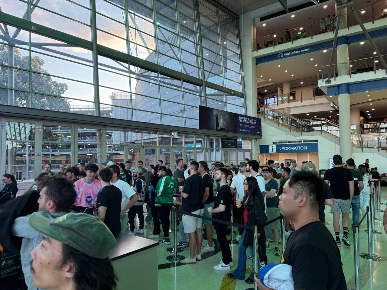 Ουρές στην μπουτίκ για μία φανέλα του Παναθηναϊκού