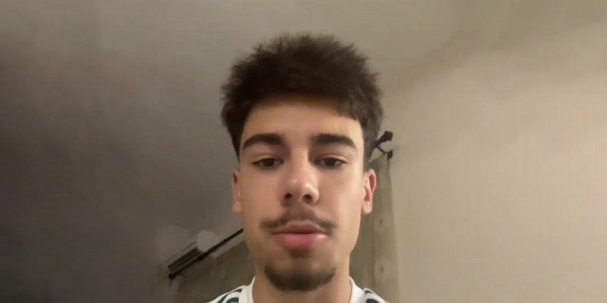 Απεργία... κουρέματος: Φίλαθλος του Παναθηναϊκού στα χνάρια του «αφάνα» οπαδού της Γιουνάιτεντ (video)