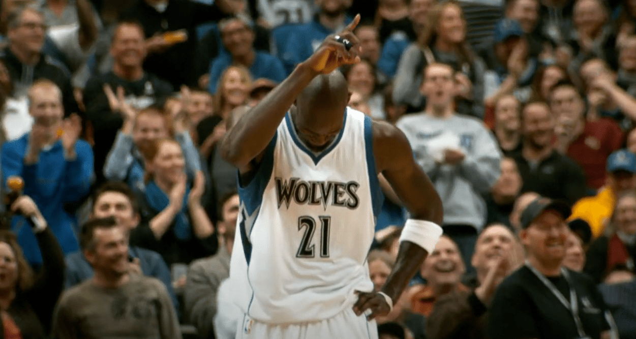 Η Μινεσότα θα αποσύρει την ιστορική  φανέλα με το Νο.21 που φορούσε ο Κέβιν Γκαρνέτ