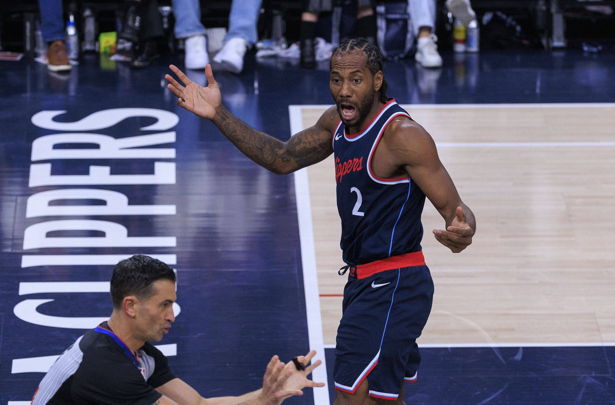 Ξέσπασαν στους Σίξερς οι Θάντερ, ο Λέοναρντ «σκότωσε» με 55άρα το Ντιτρόιτ