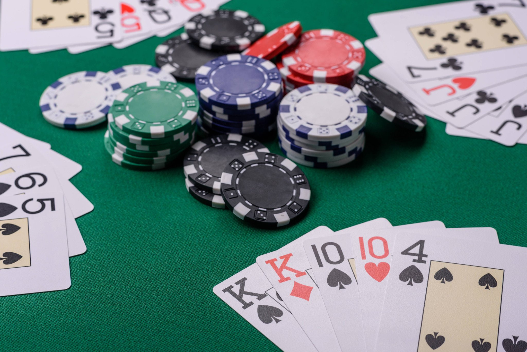 Οι ποδοσφαιριστές που το ρίχνουν… έξω τα Χριστούγεννα!