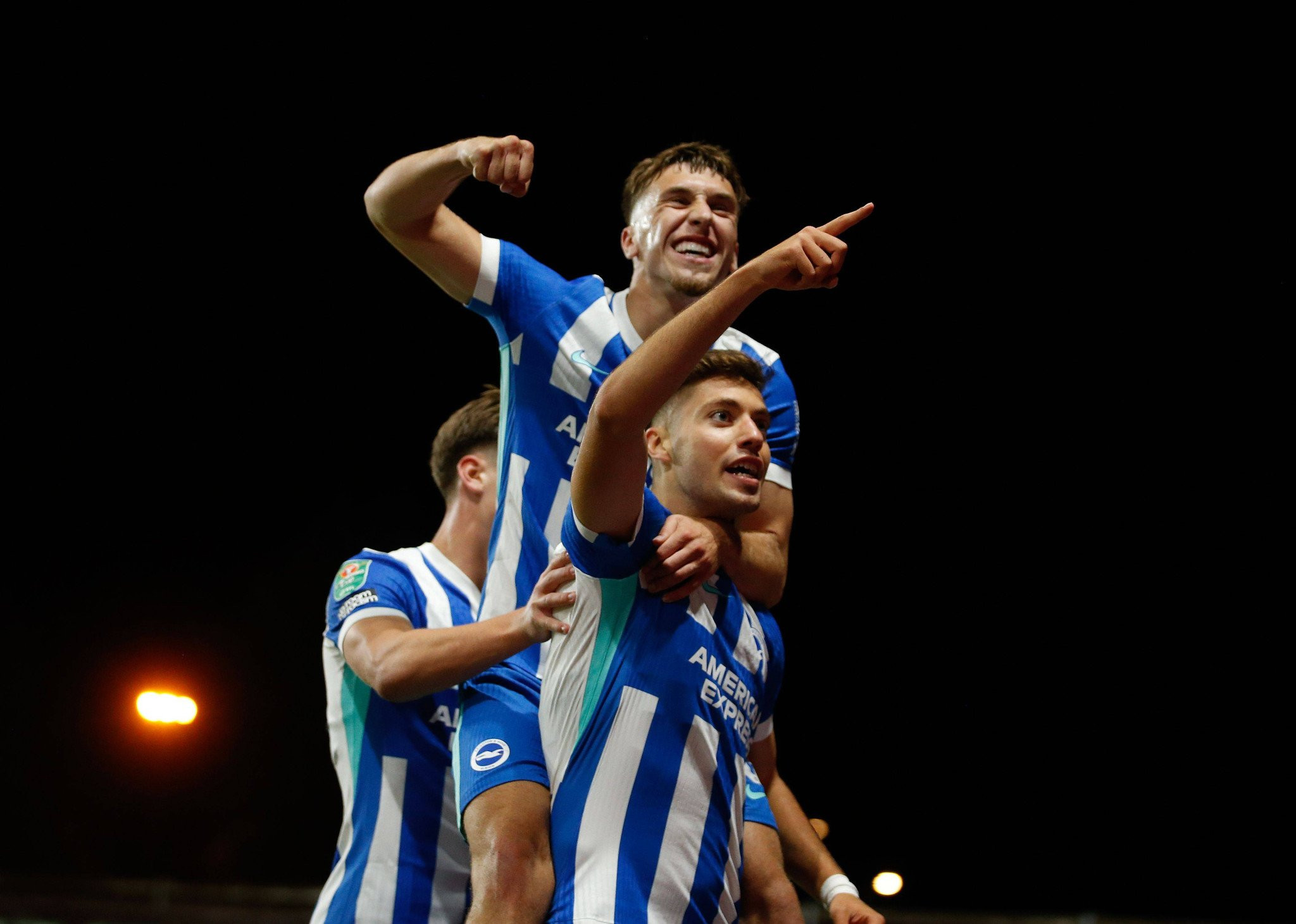 Τα ζευγάρια της τέταρτης φάσης του Carabao Cup: Η Μπράιτον των Τζίμα-Κωστούλα κόντρα στην Άρσεναλ