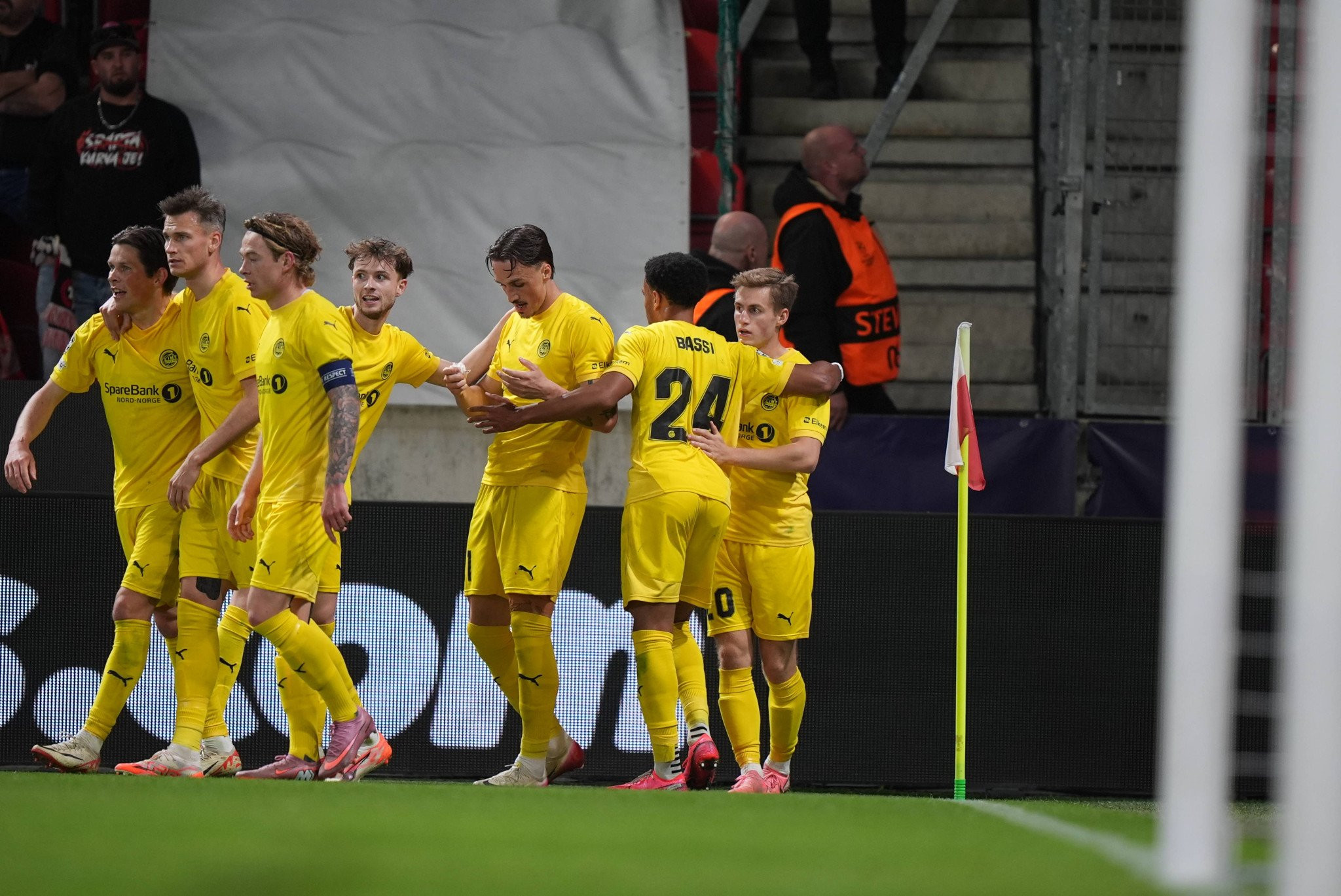 Η Μπόντο Γκλιμτ γύρισε από την «κόλαση» του 2-0 και πήρε τον βαθμό από την Σλάβια του Ζαφείρη