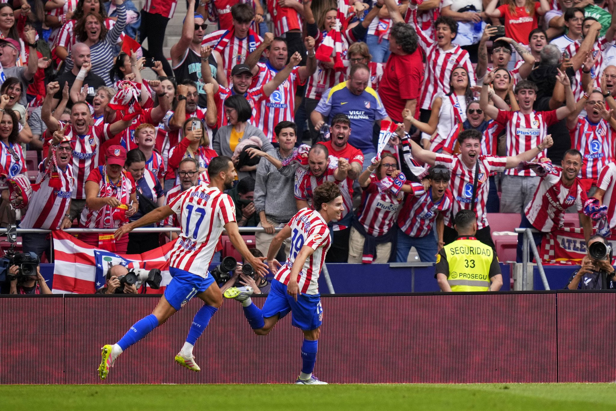 Θέλει τον... δήμιο της Ρεάλ για αντι - Λεβαντόφσκι η Μπαρτσελόνα