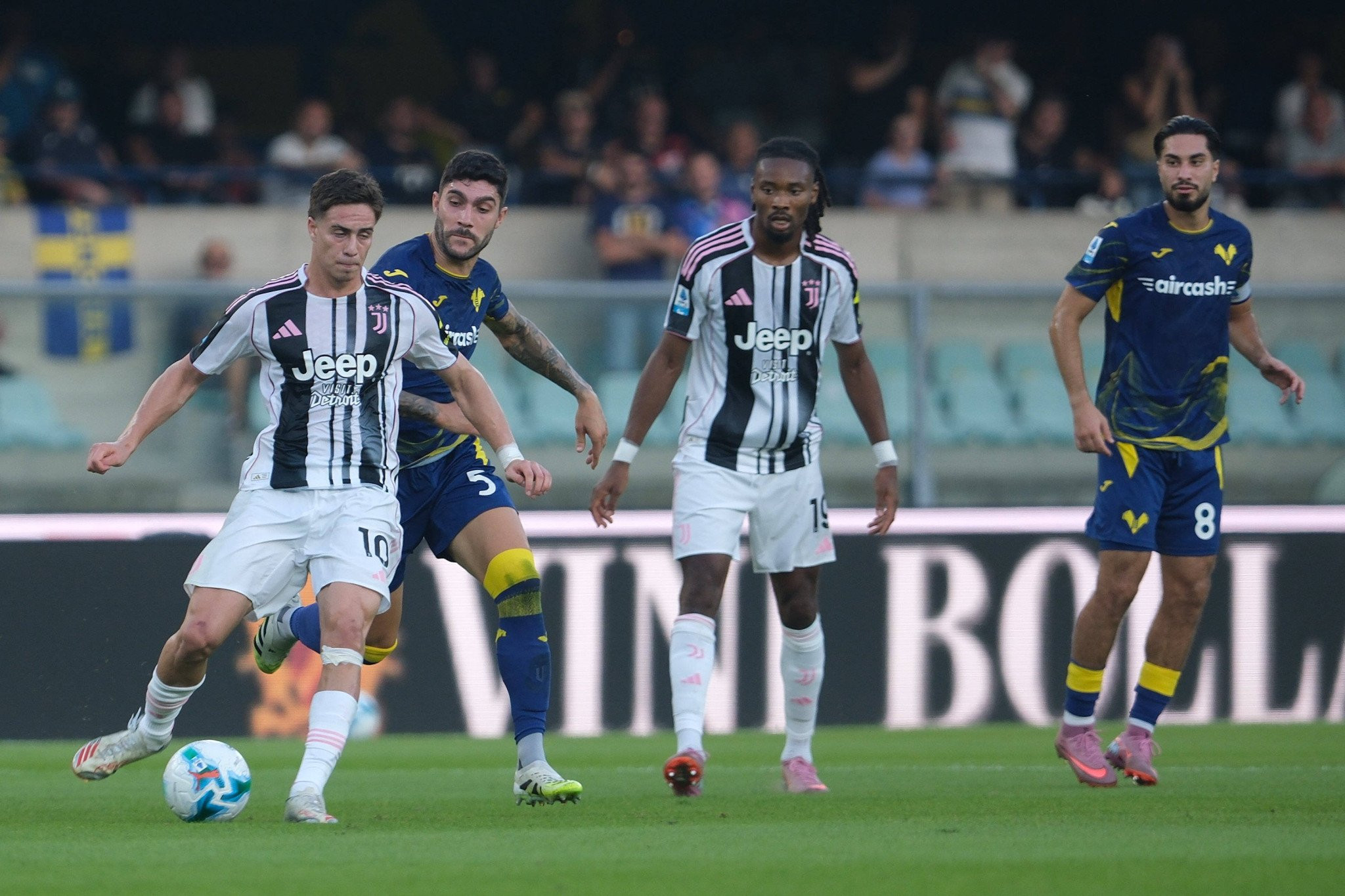 Γκέλαρε η Γιουβέντους  με την Βερόνα και... πέταξε τους πρώτους της βαθμούς