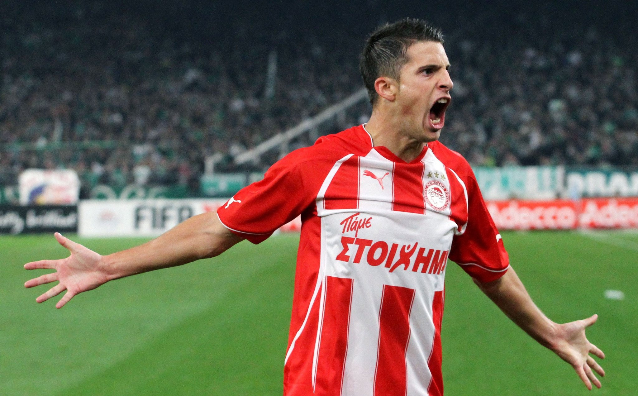 To ερυθρόλευκο μήνυμα του Μιραλάς για το ντέρμπι Παναθηναϊκός-Ολυμπιακός (photo)