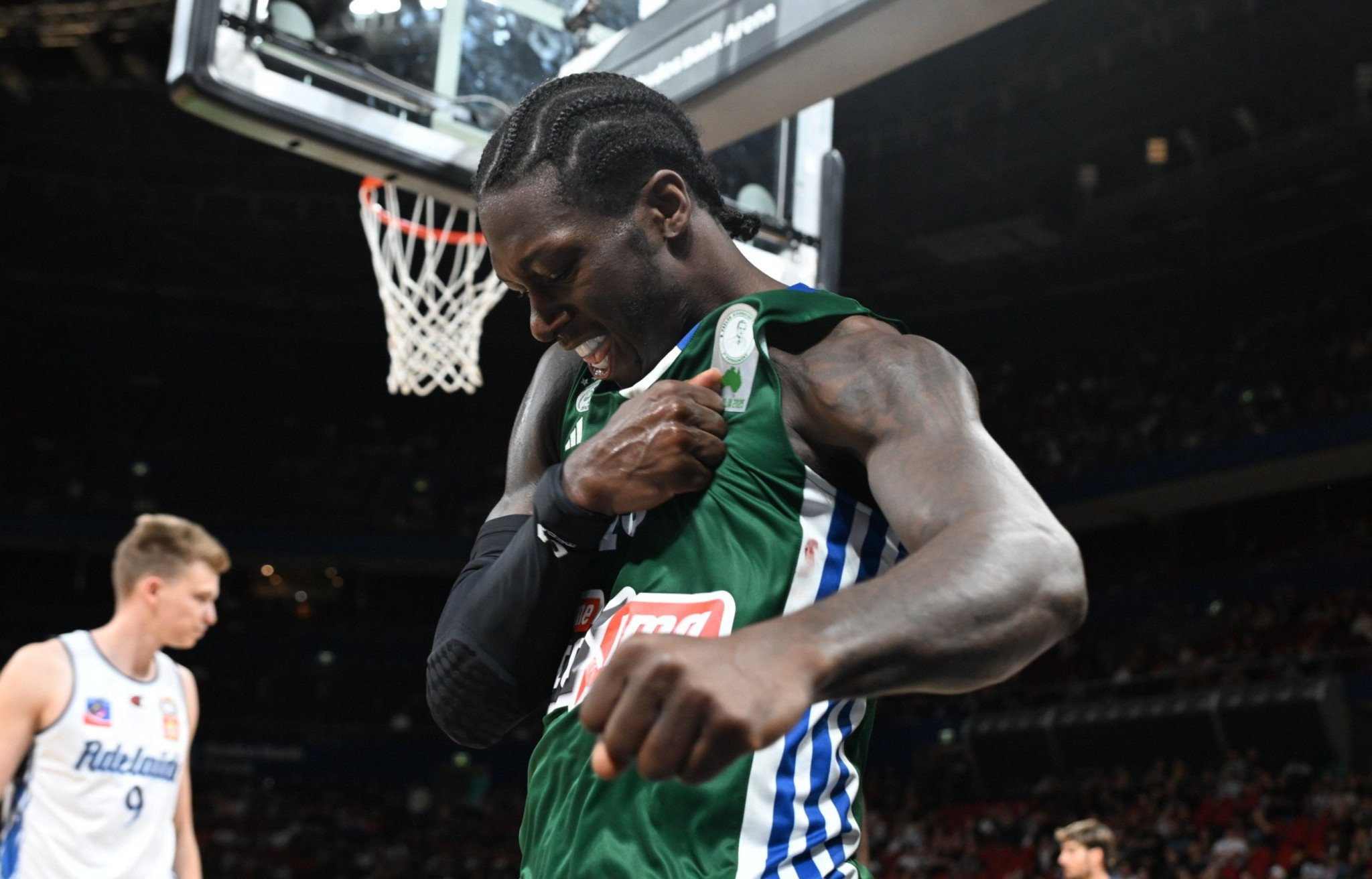 Παναθηναϊκή παράσταση για την... Όπερα του Σίδνεϊ με Ναν, Χολμς και «Ρόγκα»