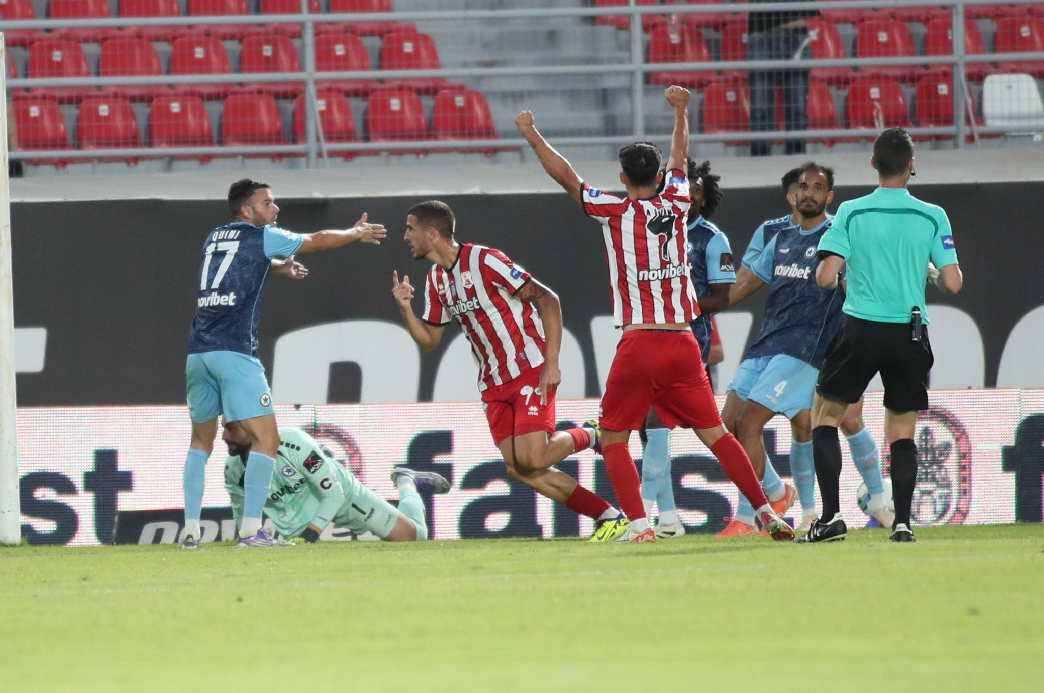 Ο Πανσερραϊκός πήρε τον πρώτο του βαθμό στη Super League κόντρα στον Ατρόμητο σε ματς ροντέο