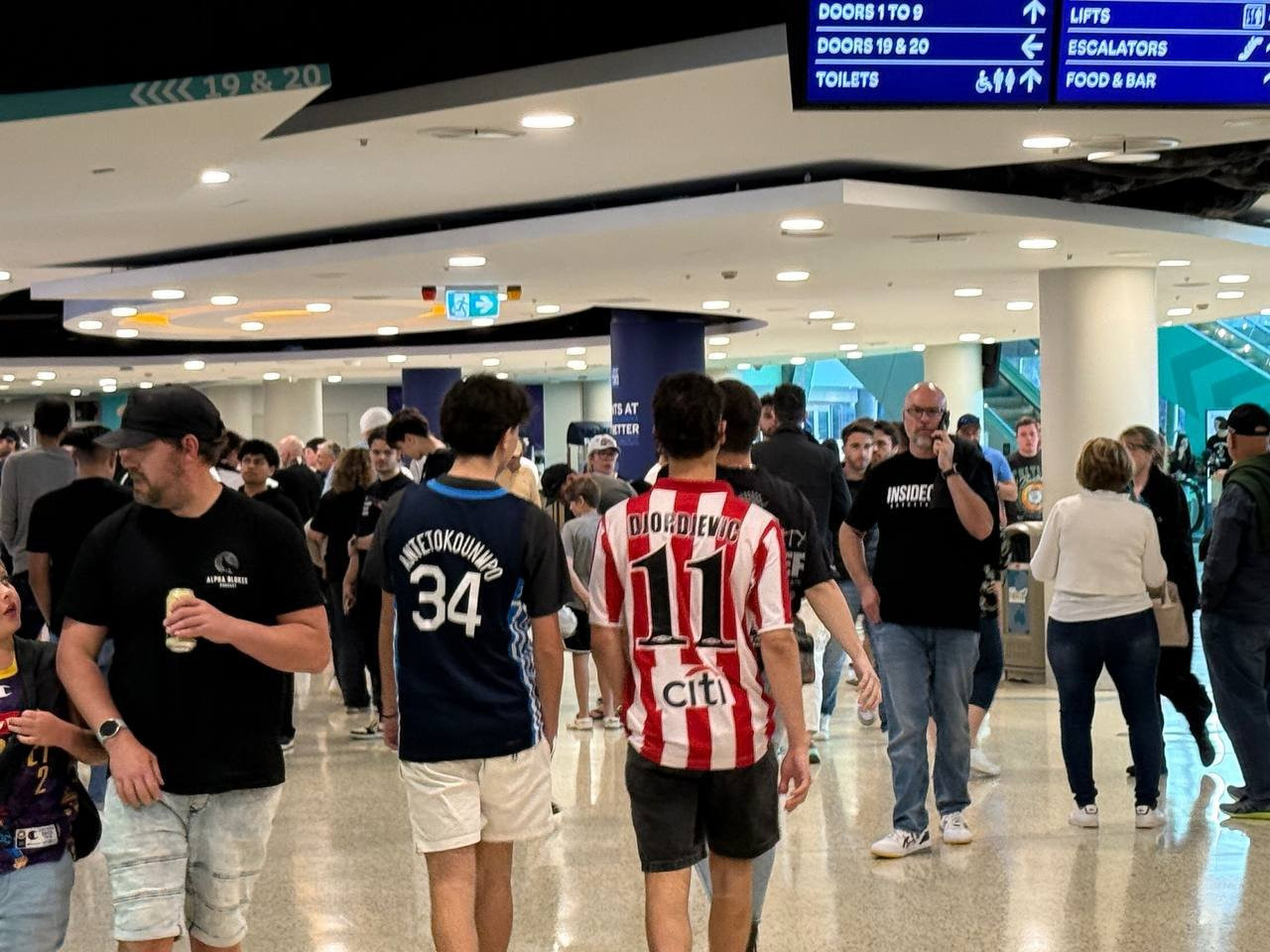 Φίλαθλος πήγε στο φιλικό του Παναθηναϊκού στο Σίδνεϊ με φανέλα του Τζόρτζεβιτς