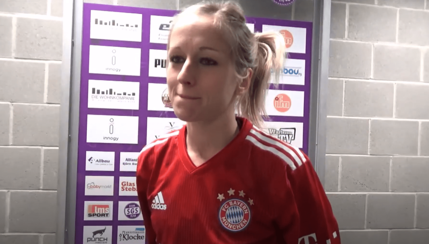 Σοκάρει πρώην παίκτρια της Μπάγερν - «Μου ζήτησαν να αυτοκτονήσω»