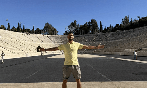 Στο Παναθηναϊκό Στάδιο ο Τζόκοβιτς: «Δοκίμασα το backhand μου στο πιο ιστορικό στάδιο στον κόσμο» (photo)