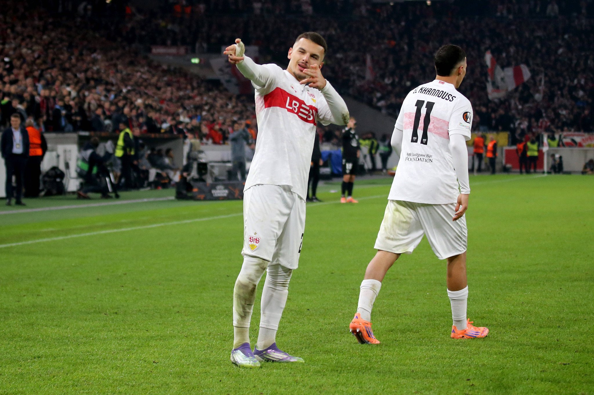 Η Στουτγκάρδη νίκησε την Θέλτα, στις καθυστερήσεις η Πόρτο, διπλό η Γκενκ του Καρέτσα στην Ρέιντζερς