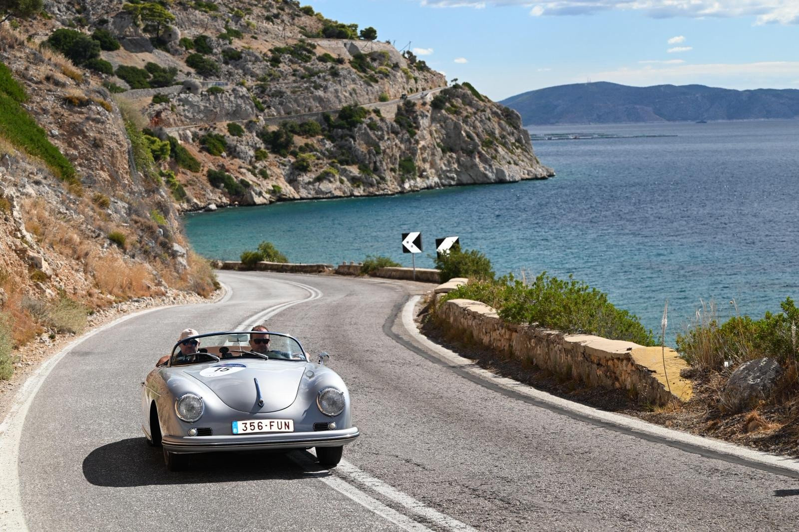 Από την Ακρόπολη στο Ναύπλιο: Μια μαγευτική πρώτη ημέρα για το 1000 Miglia Experience Greece 2025