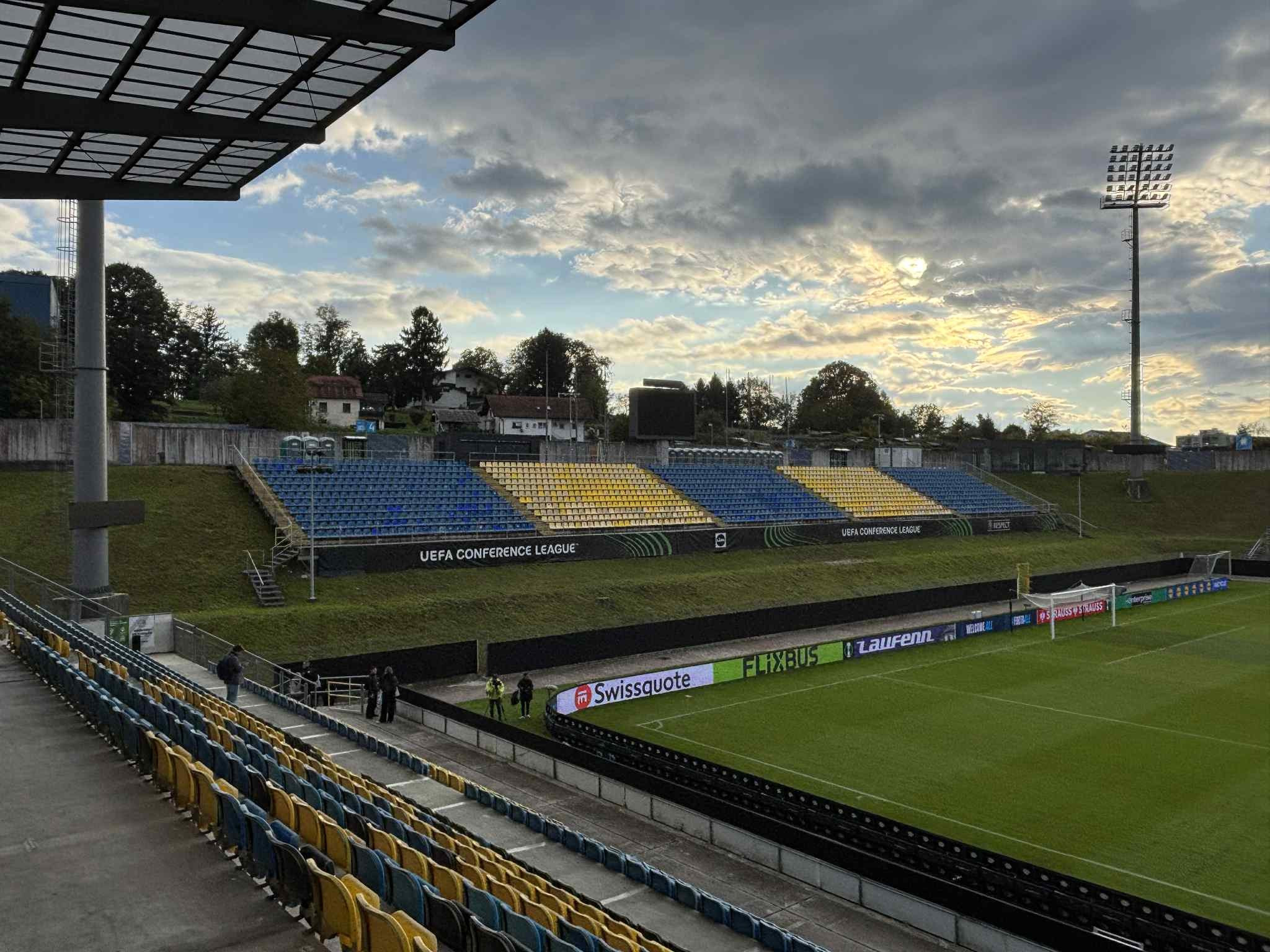 Το παράξενο πέταλο στο γήπεδο της Τσέλιε για τους οπαδούς της ΑΕΚ (photos & video)