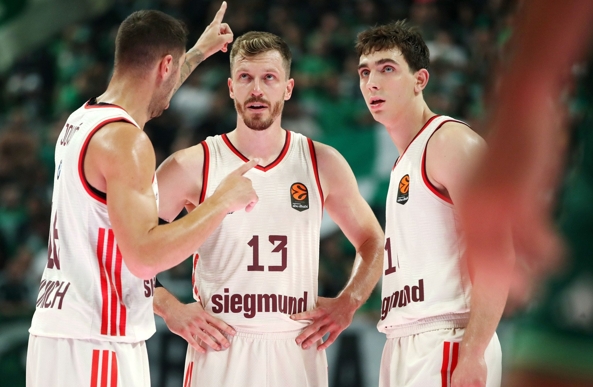 H Μπάγερν «πάτησε» στο Μόναχο τη Μακάμπι Τελ Αβίβ