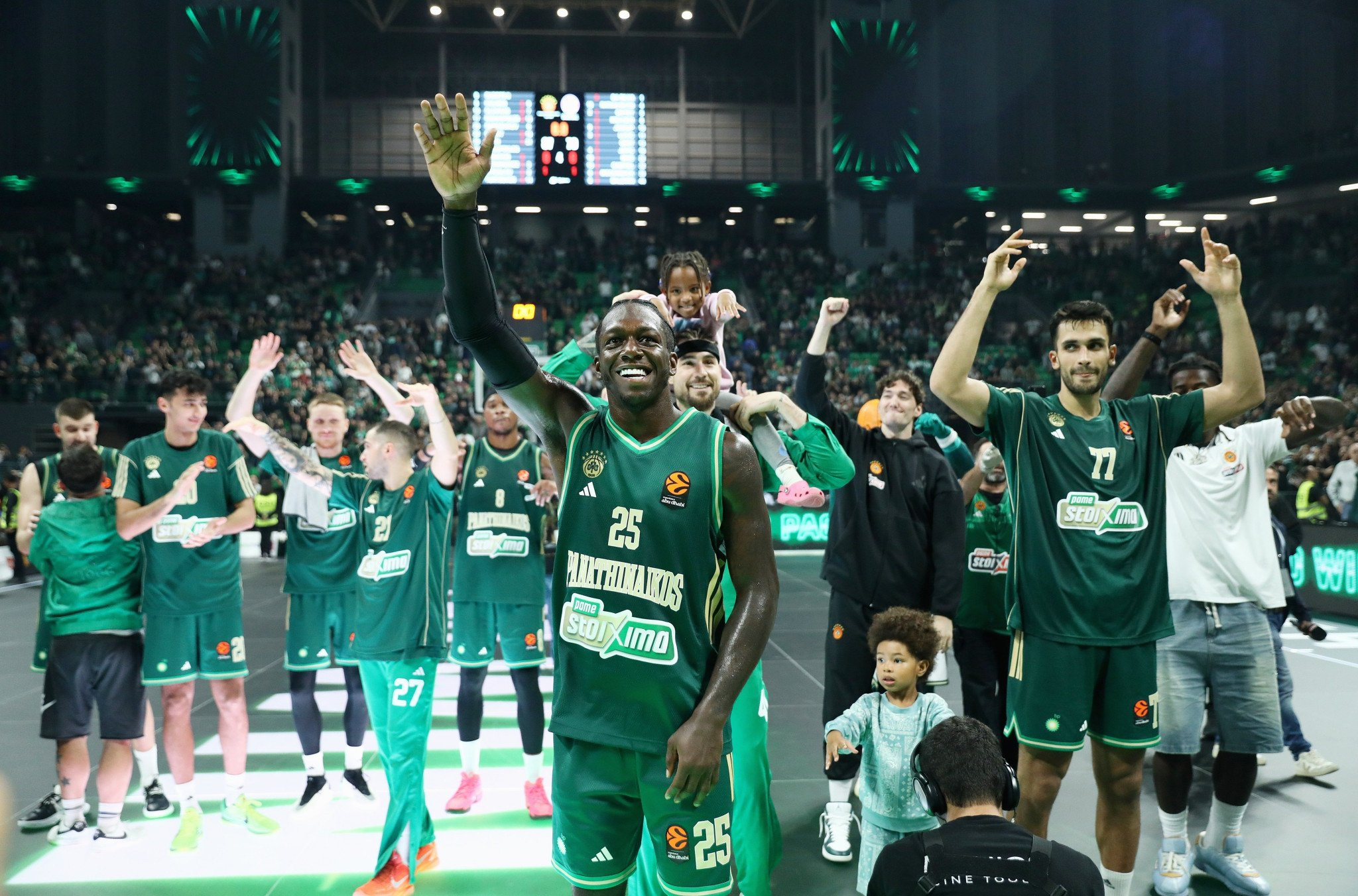 General Nunn και στρατηγός Νίκολα