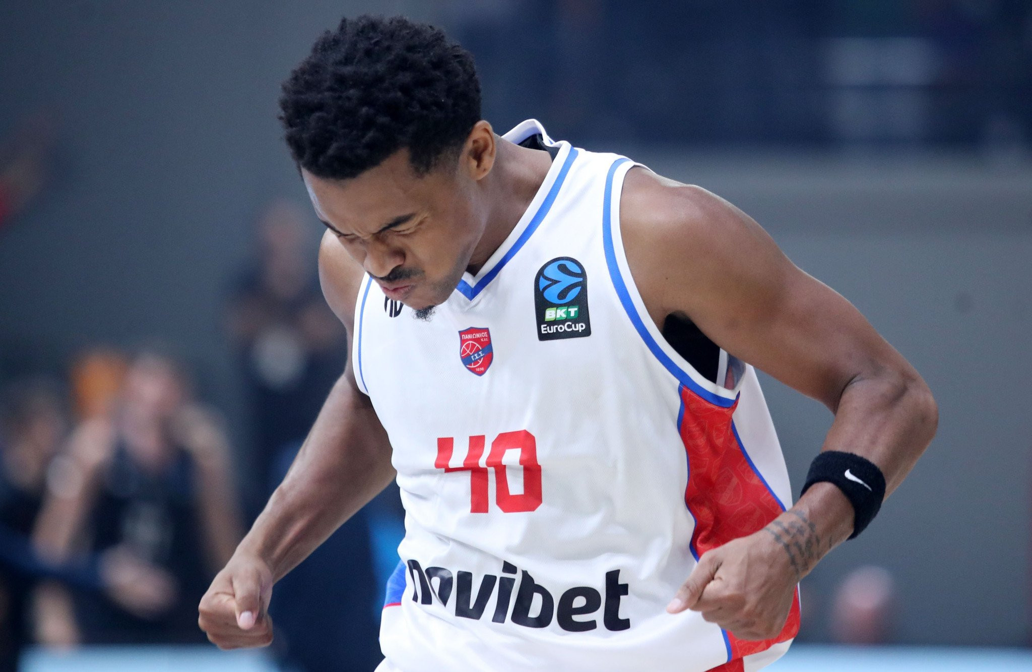 Ο Πανιώνιος βρήκε... Magic Hands και «λύγισε» τη Κέμνιτζ στη ματσάρα της Γλυφάδας