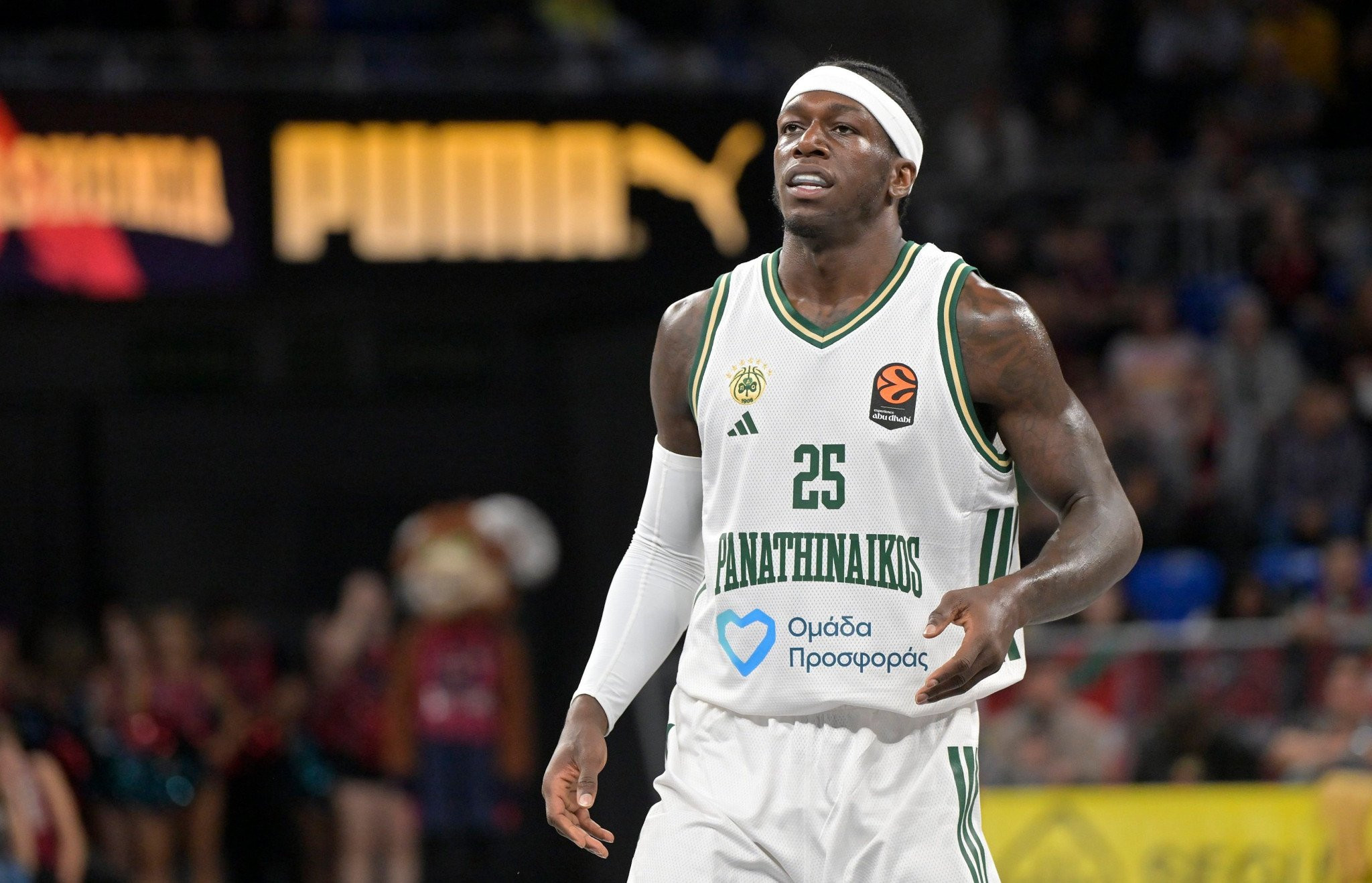 To show του Ναν κόντρα στην Μπασκόνια - Το βίντεο της EuroLeague