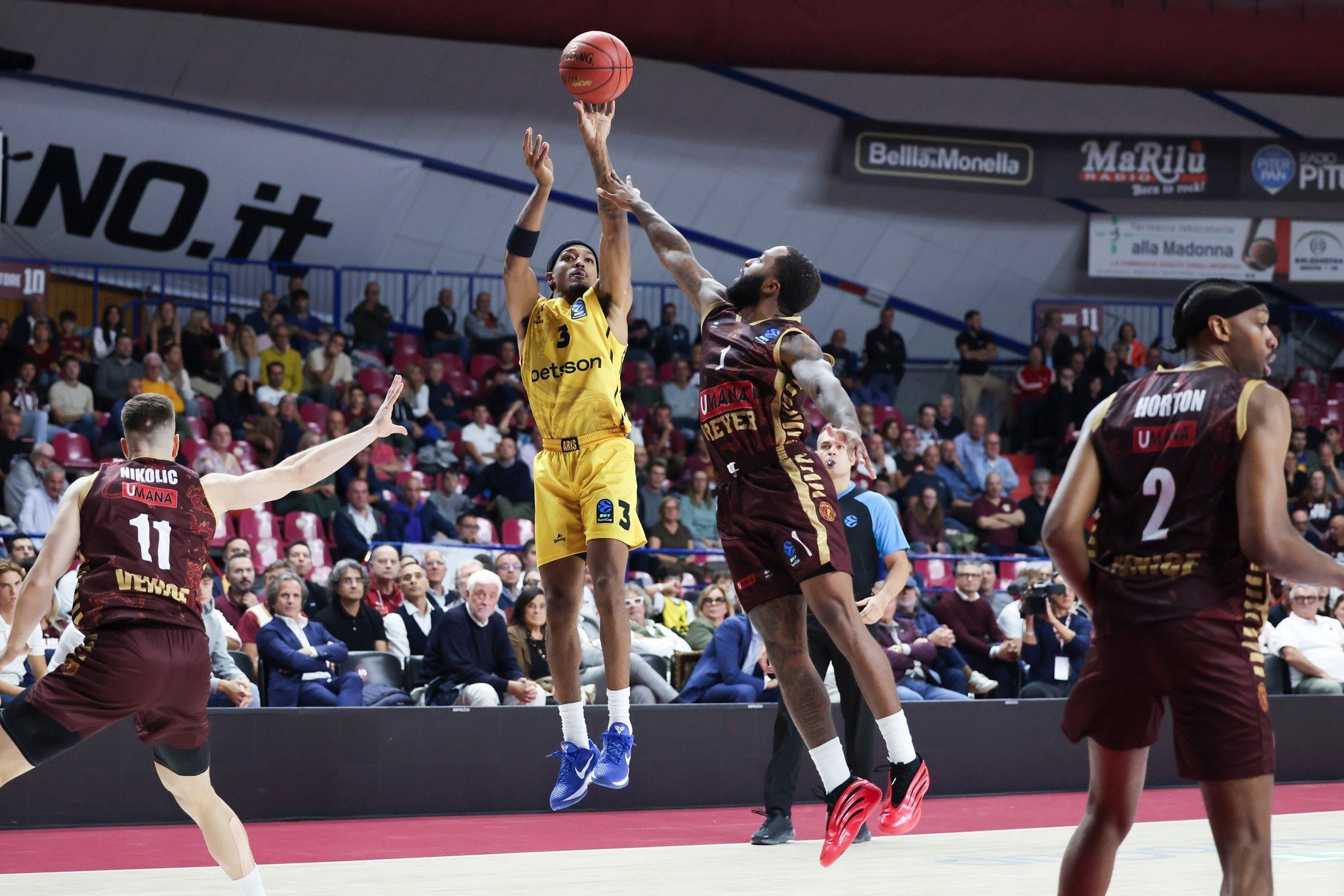 Πραγματικός μαέστρος: Ο Μπράις Τζόουνς έφτιαξε σχεδόν το 50% των πόντων του Άρη στο θρίαμβο μέσα στη Βενετία