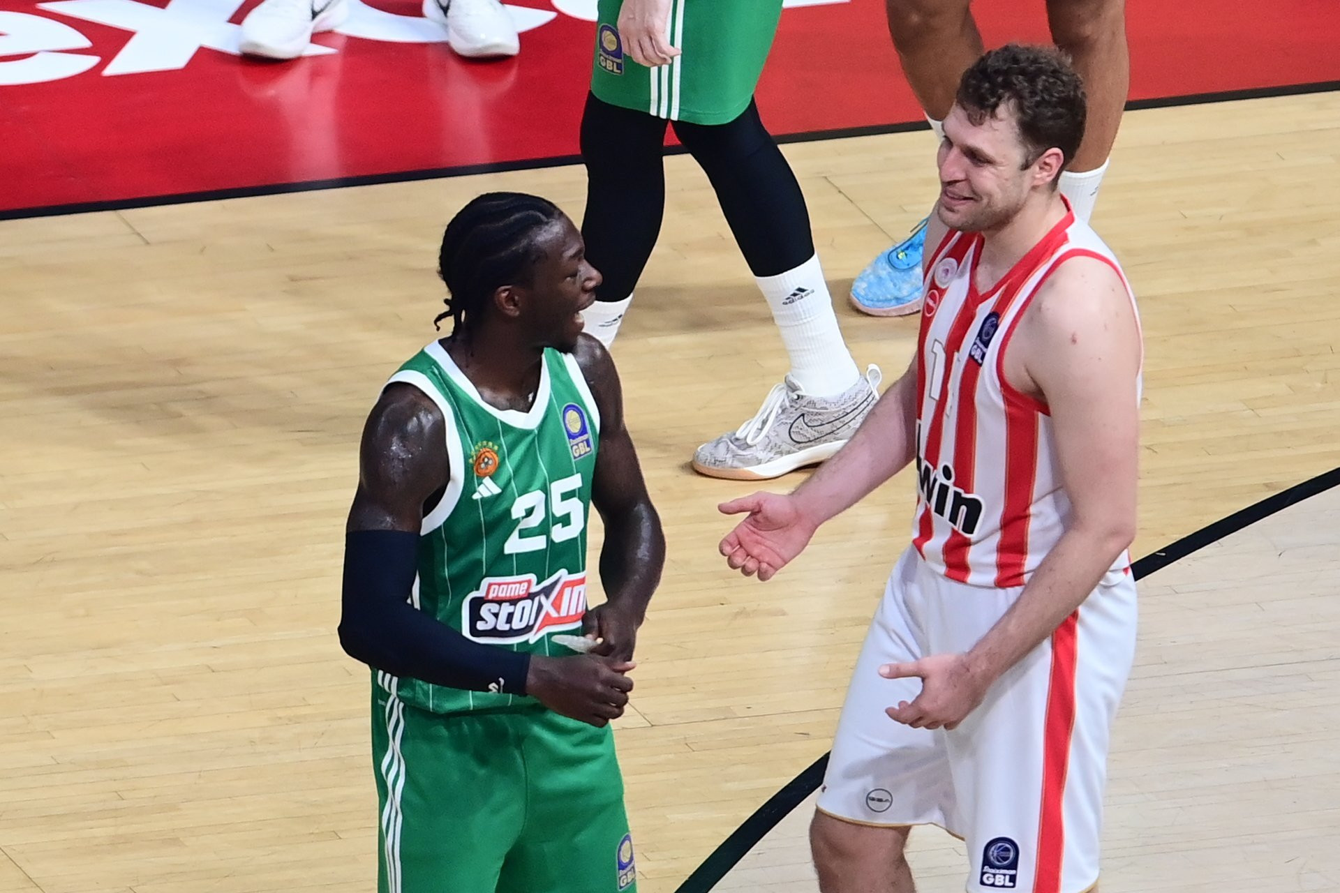 Η απόλυτη έκπληξη με τον MVP της Euroleague: Ούτε Ναν ούτε Βεζένκοφ