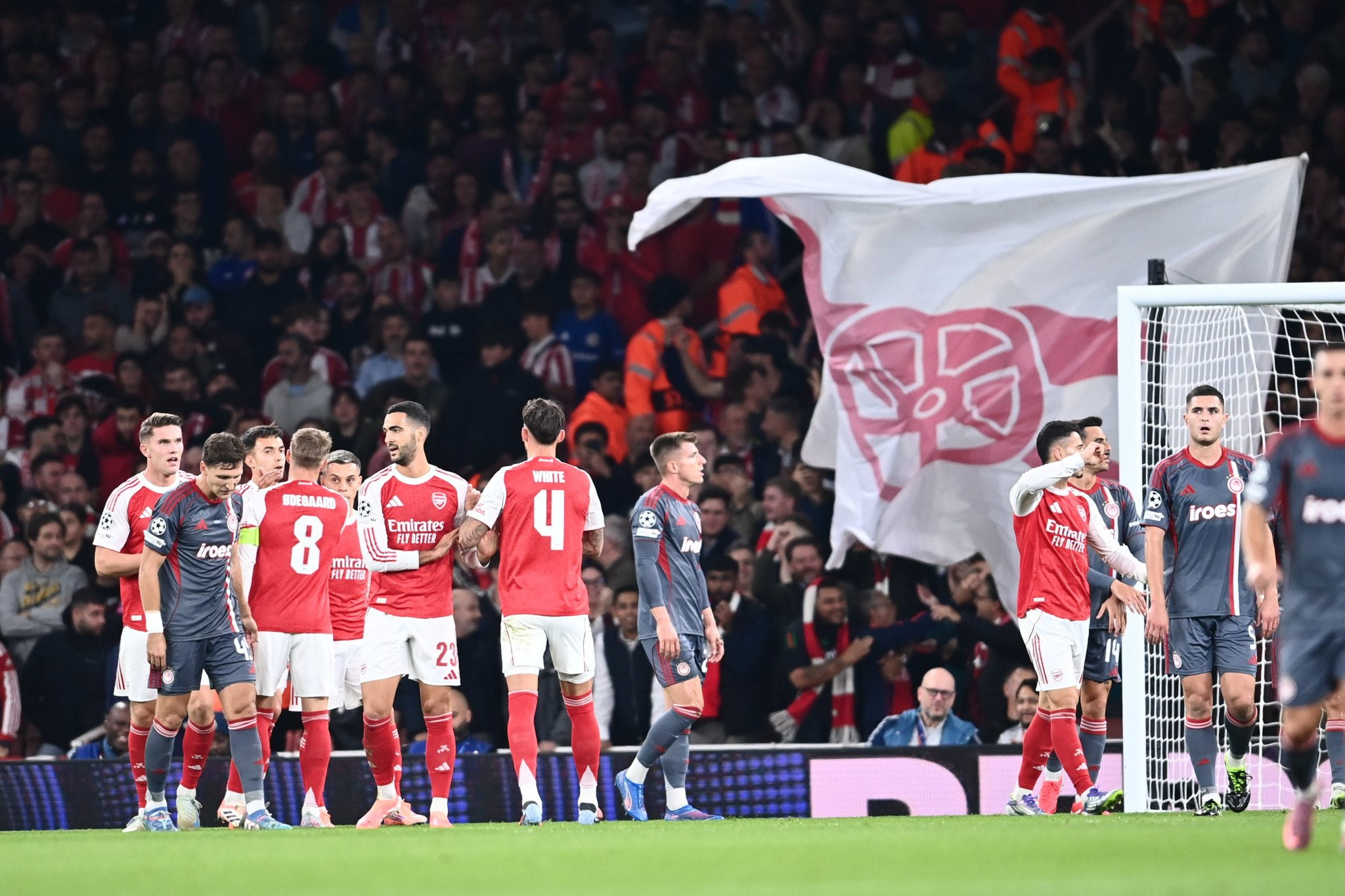 Το ρεκόρ που θέλει να «σπάσει» η Άρσεναλ και το παράδοξο με την ομάδα γυναικών της