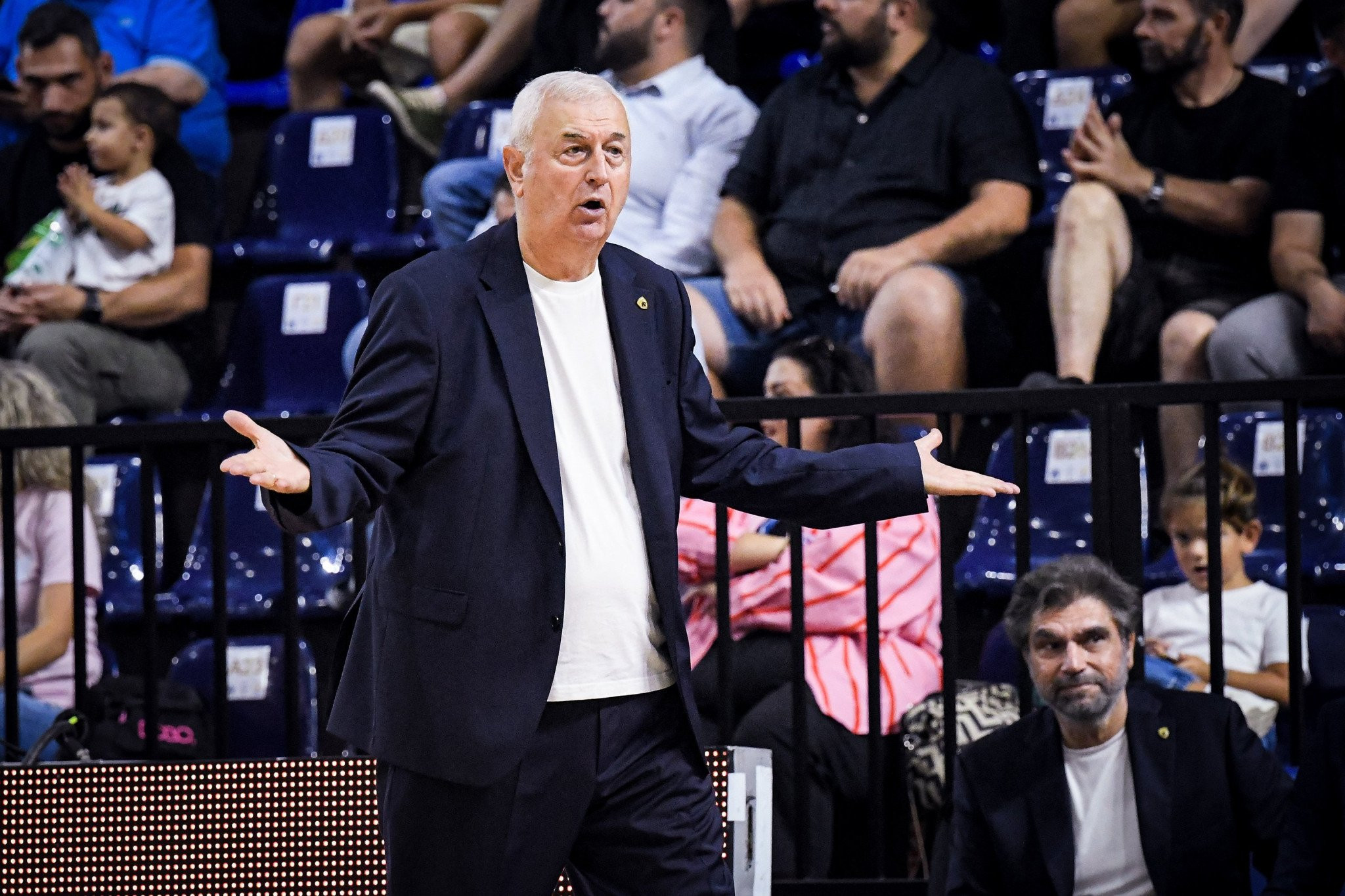 Η ΑΕΚ έδειξε πως θέλει έναν σκόρερ να την «ξεκολλάει»