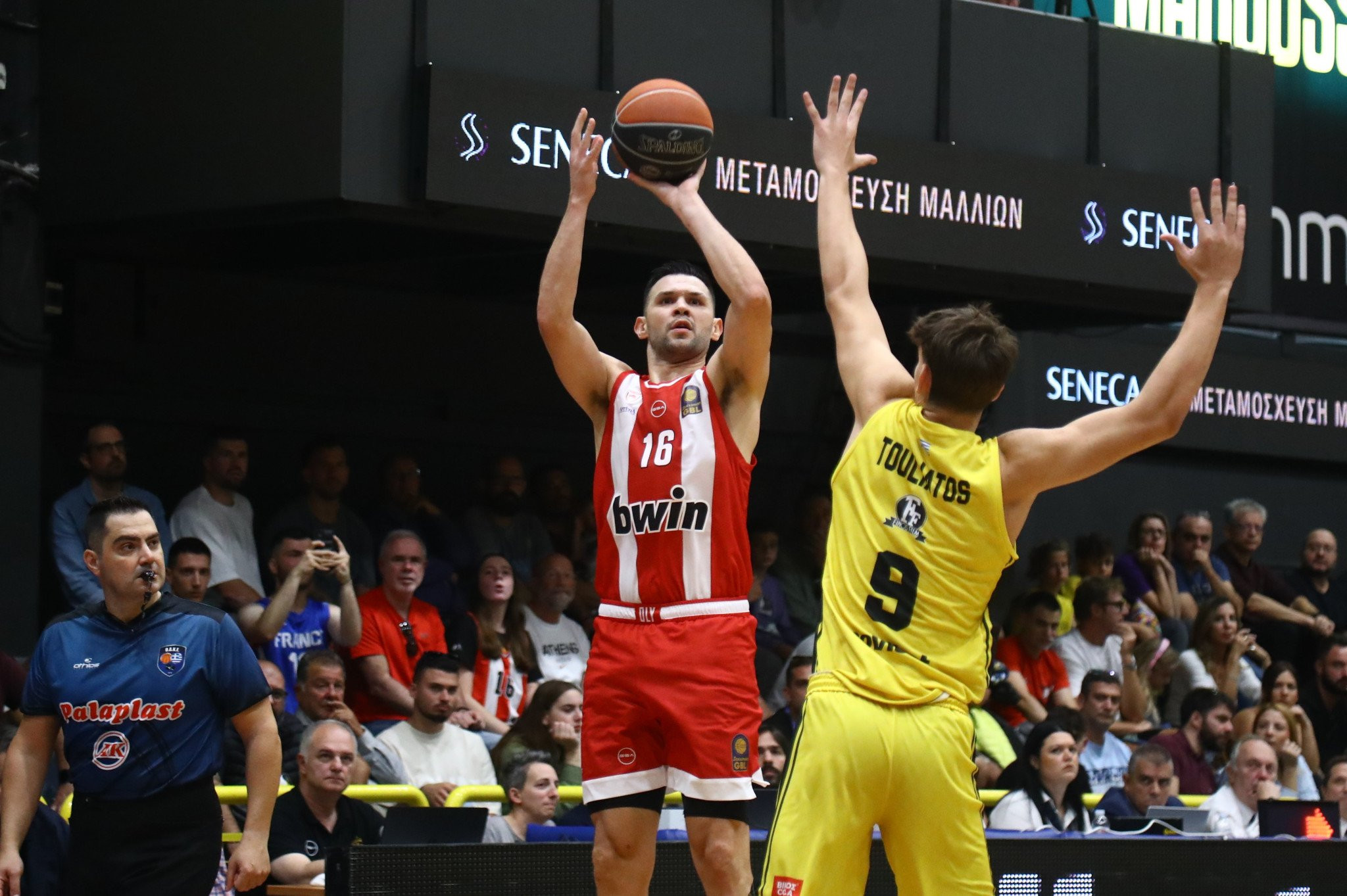 Τα highlights από την επικράτηση του Ολυμπιακού κόντρα στο Μαρούσι (video)