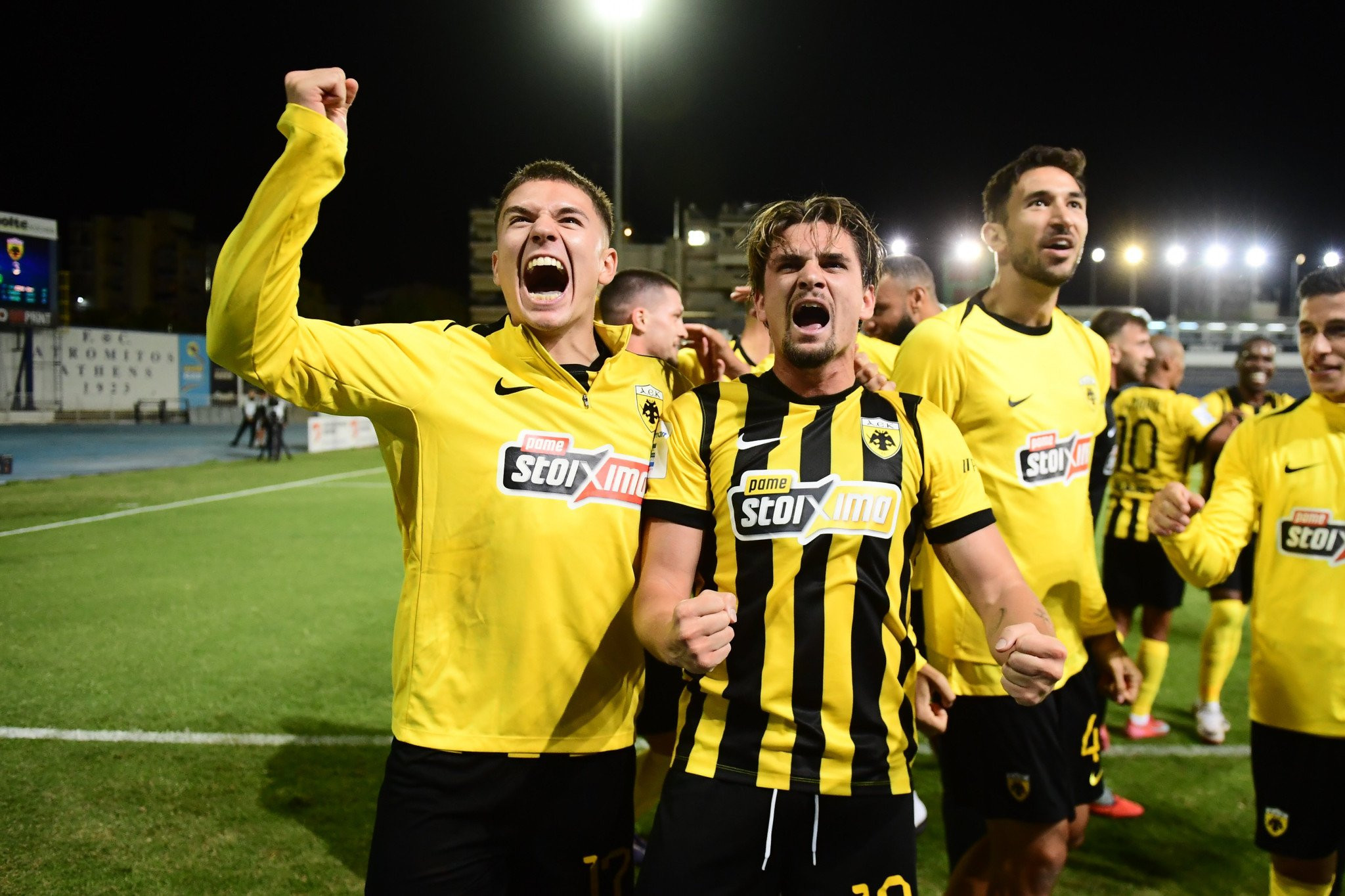 Διπλό με ψυχή και τσαμπουκά για την κορυφή η ΑΕΚ στο Περιστέρι!
