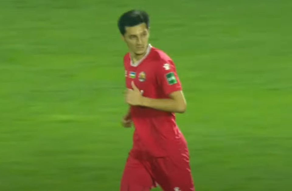 Πρωτοφανές περιστατικό στο Ουζμπεκιστάν: Παίκτης αρνήθηκε να βγει αλλαγή και η ομάδα του έλυσε το συμβόλαιο