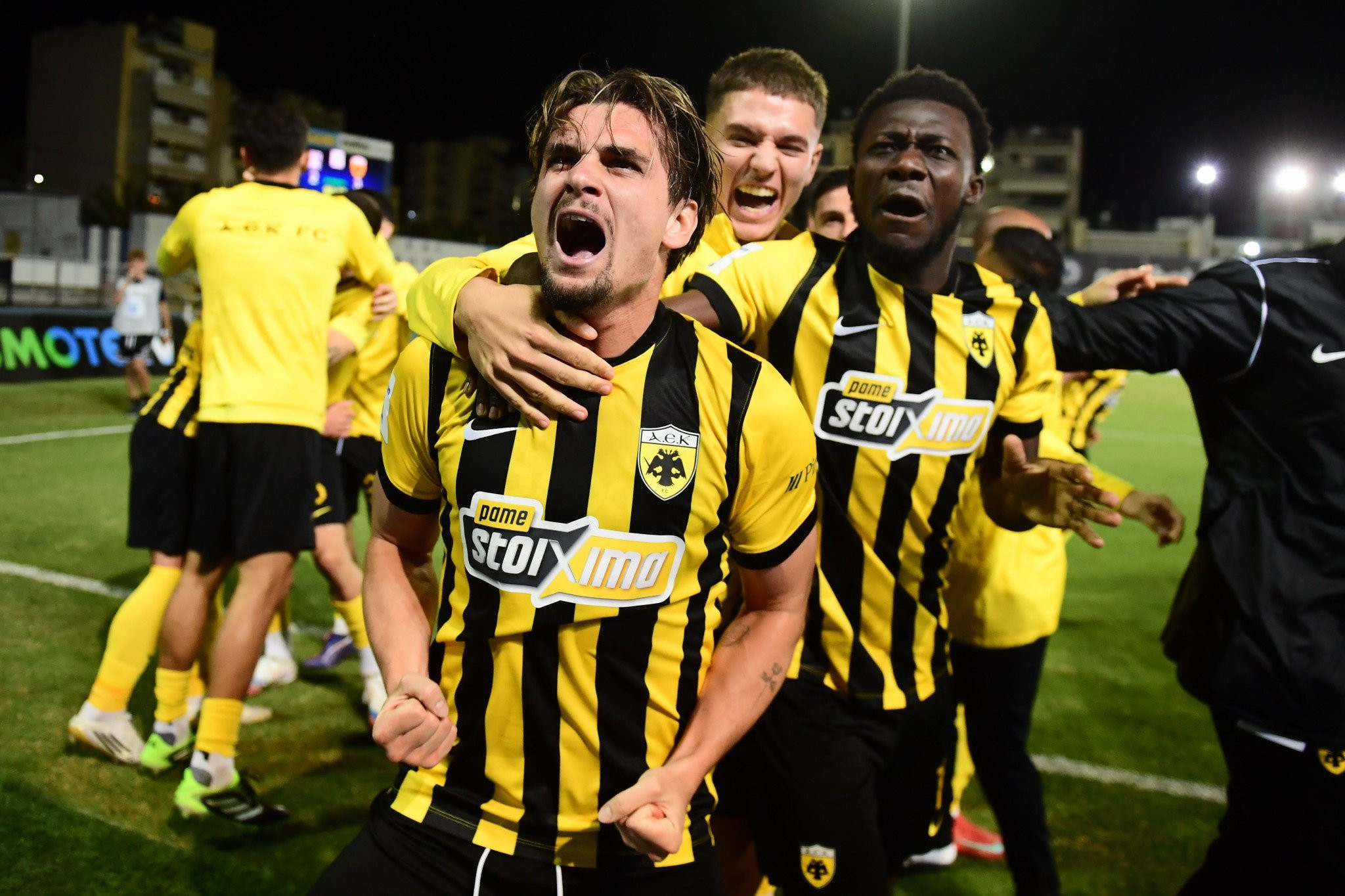 Από το 1987 μέχρι σήμερα - Αυτές είναι οι πέντε μεγάλες ανατροπές της ΑΕΚ (video)