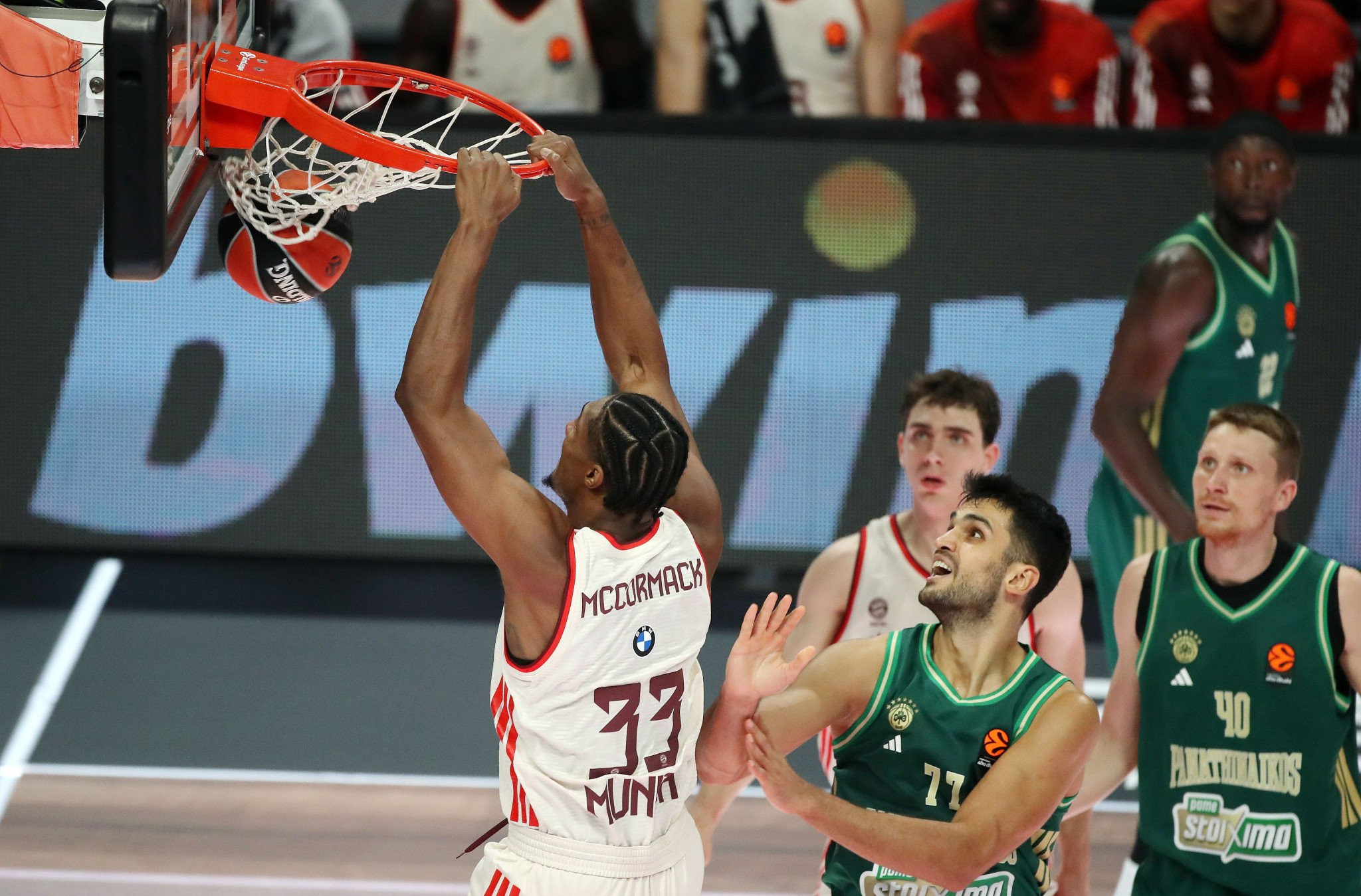 Η Μπάγερν διέσυρε το Αμβούργο πριν το παιχνίδι με τον Άρη στο EuroCup