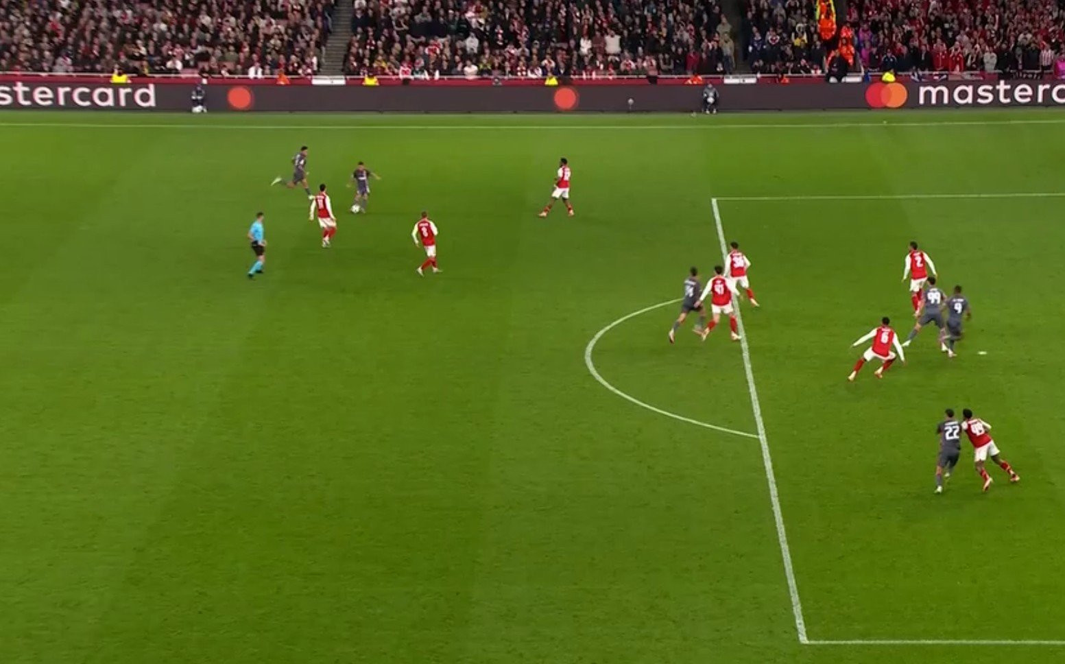 Ο Ολυμπιακός ισοφάρισε με τον Τσικίνιο, αλλά το γκολ ακυρώθηκε (Video)