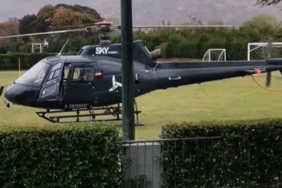 Απίθανο σκηνικό στην προπόνηση του Νέστου Χρυσούπολης: Ελικόπτερο προσγειώθηκε στο γήπεδο (video)